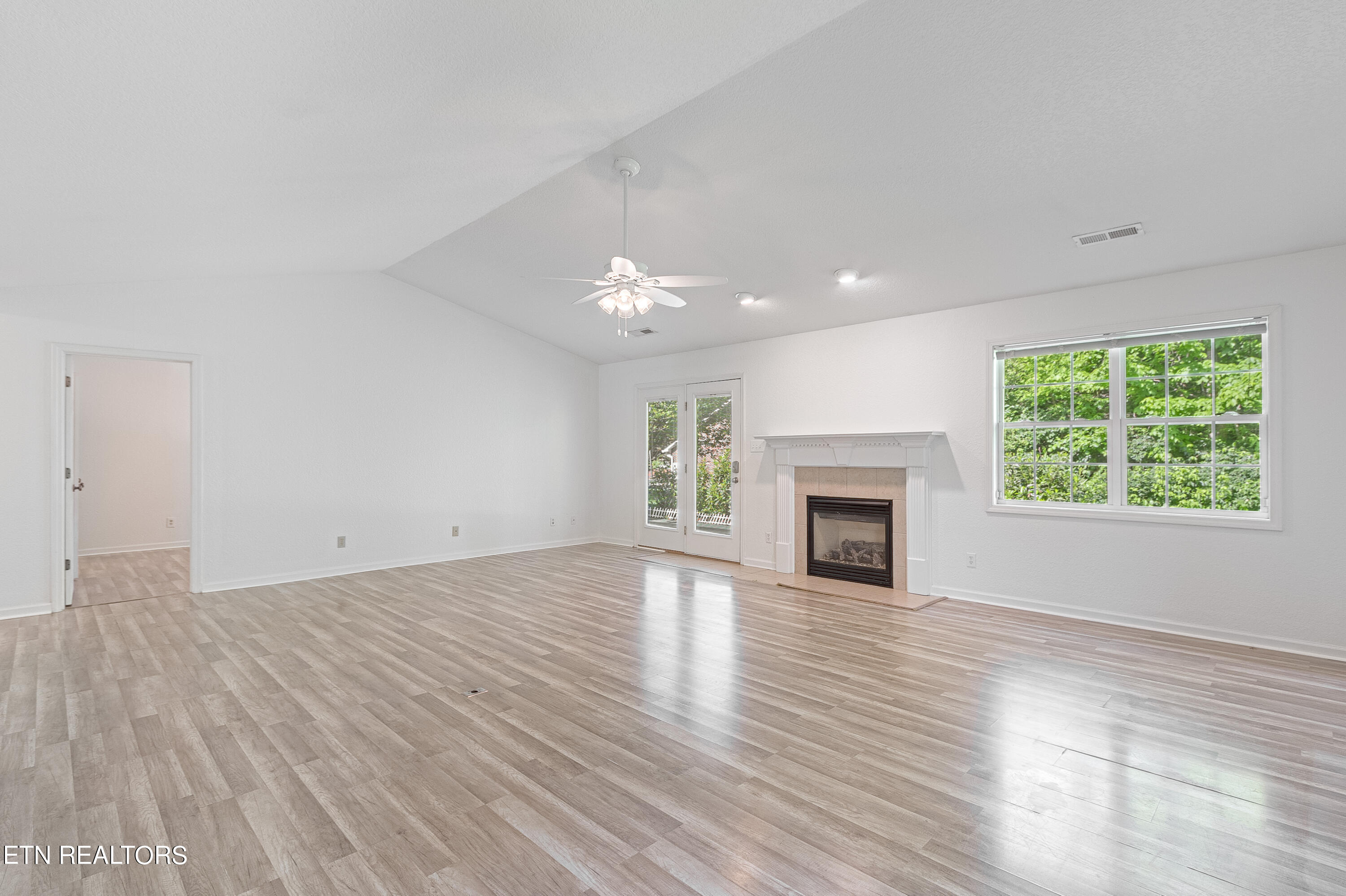 623 concord Villas Way