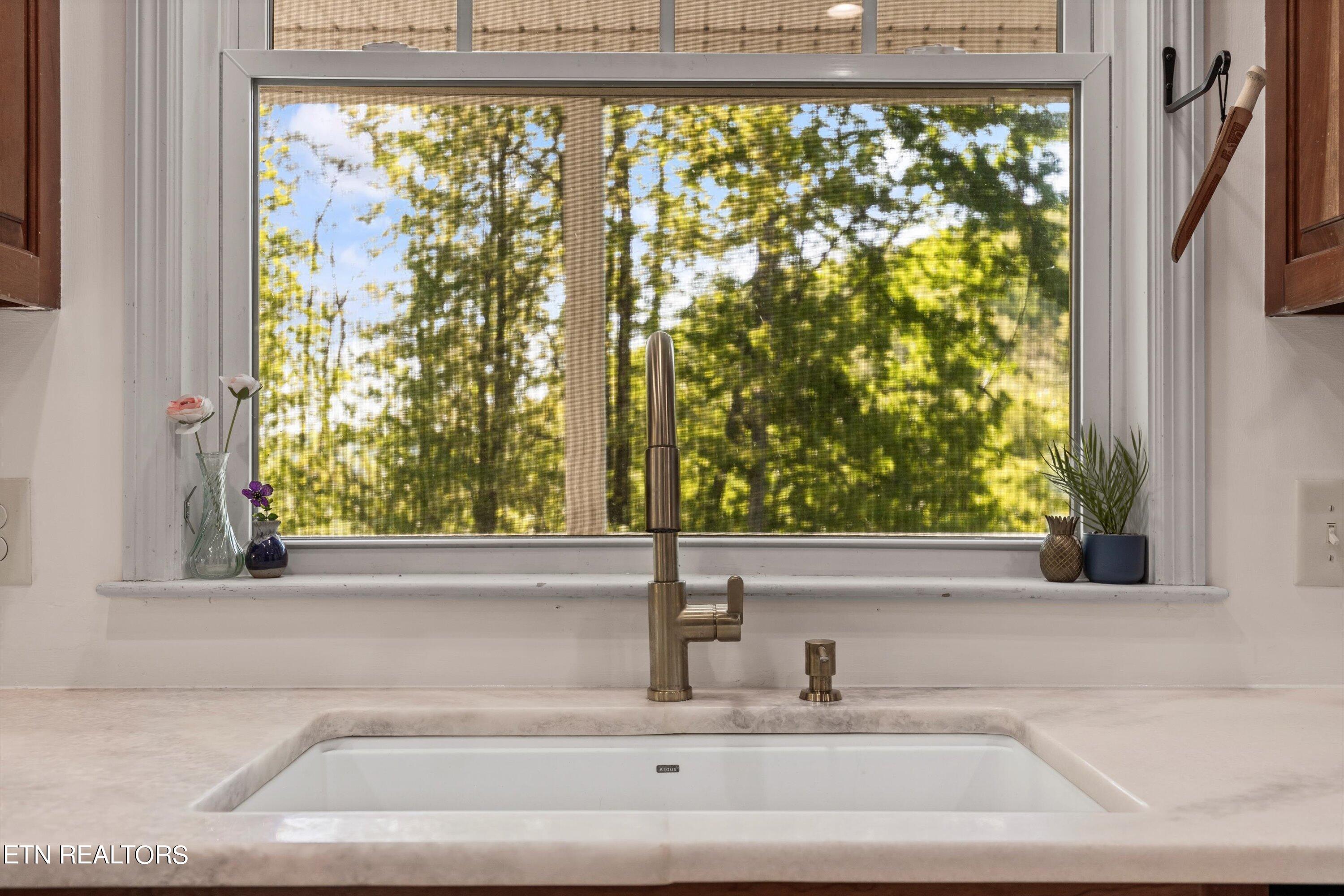 1398 Old Lake City Hwy