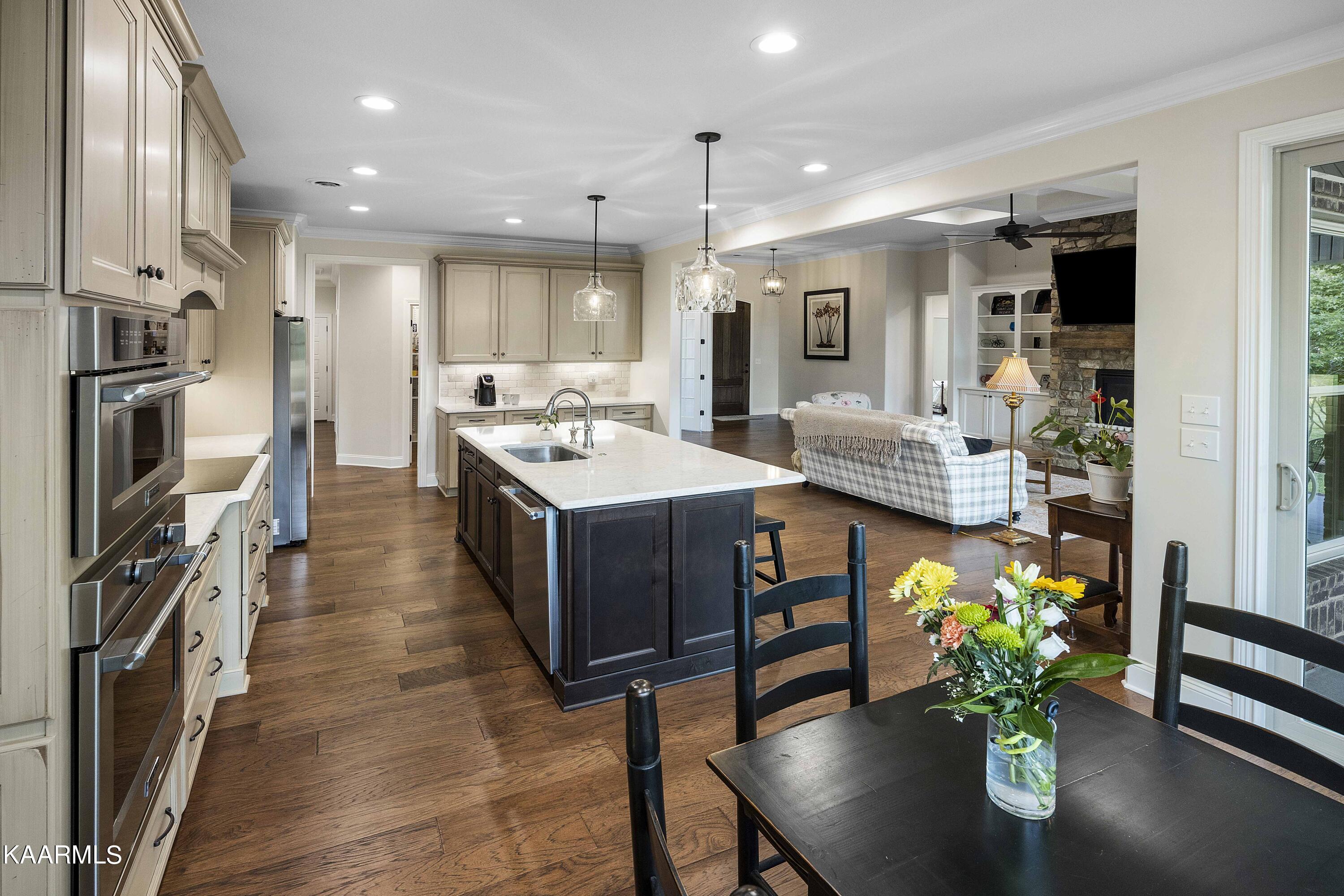 1702 Stone Harbor Blvd