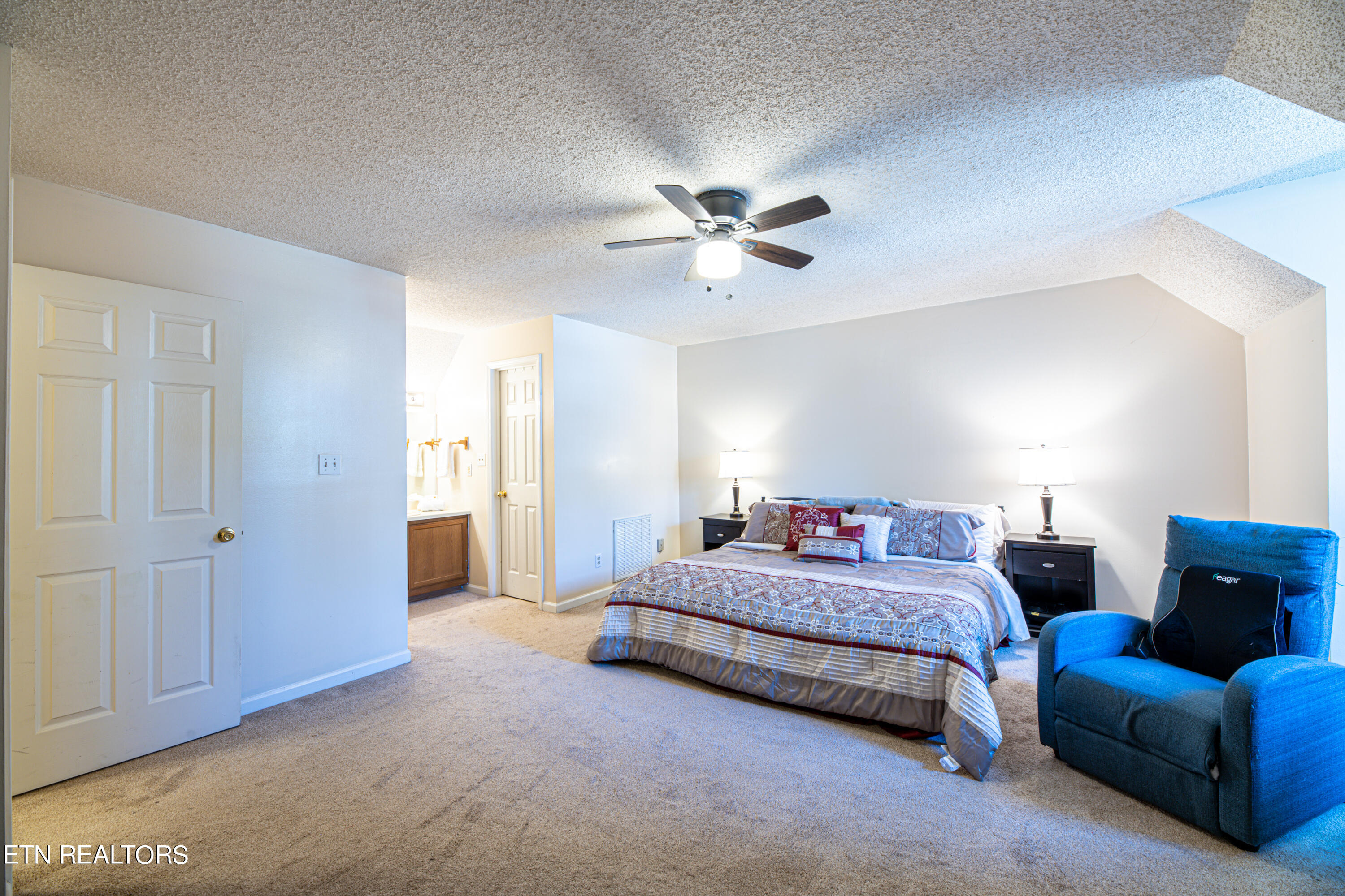 2102 Silverbrook Drive