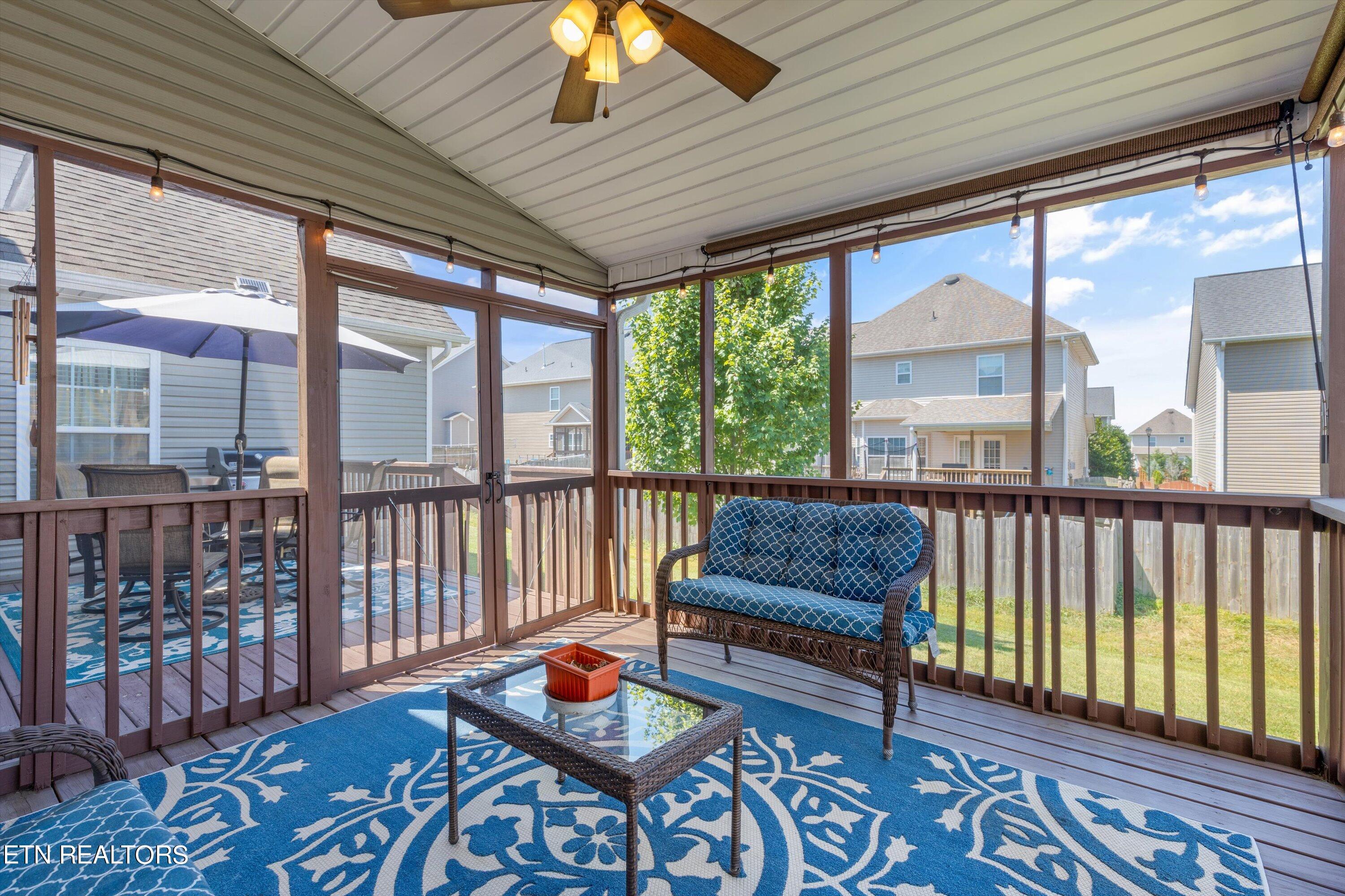 2463 Clinging Vine Lane