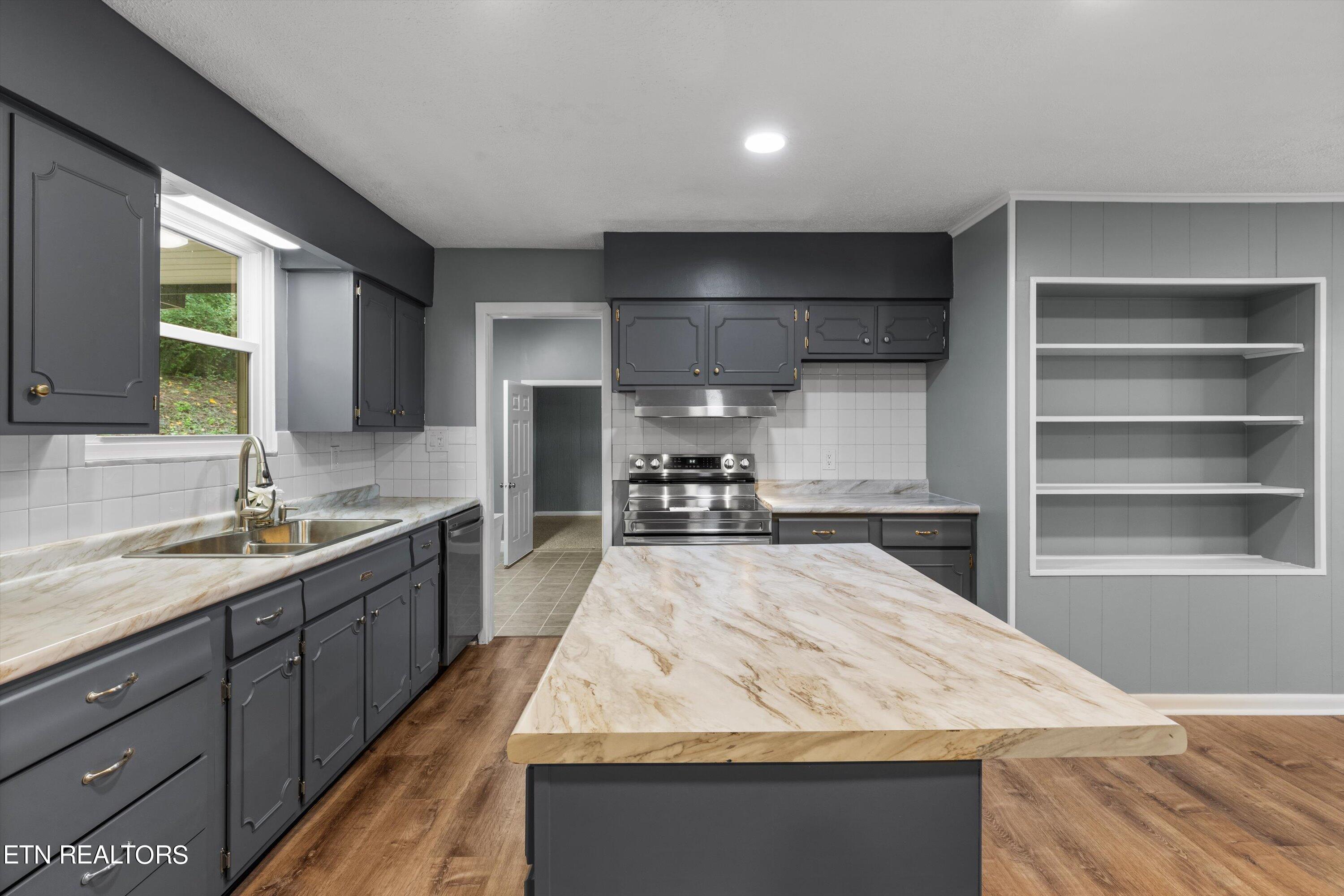 2717 Smallwood Drive