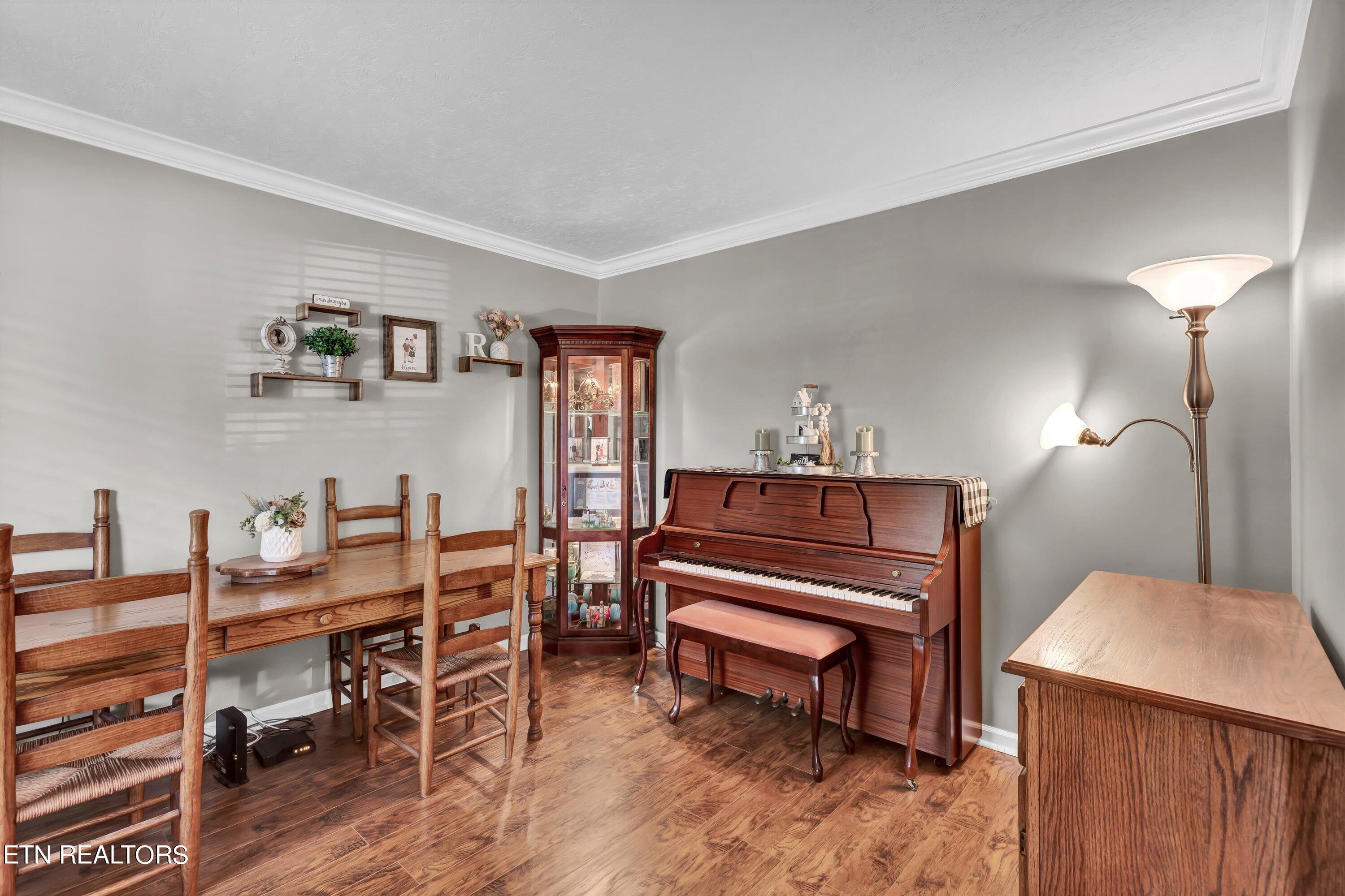 7250 Haynesfield Lane