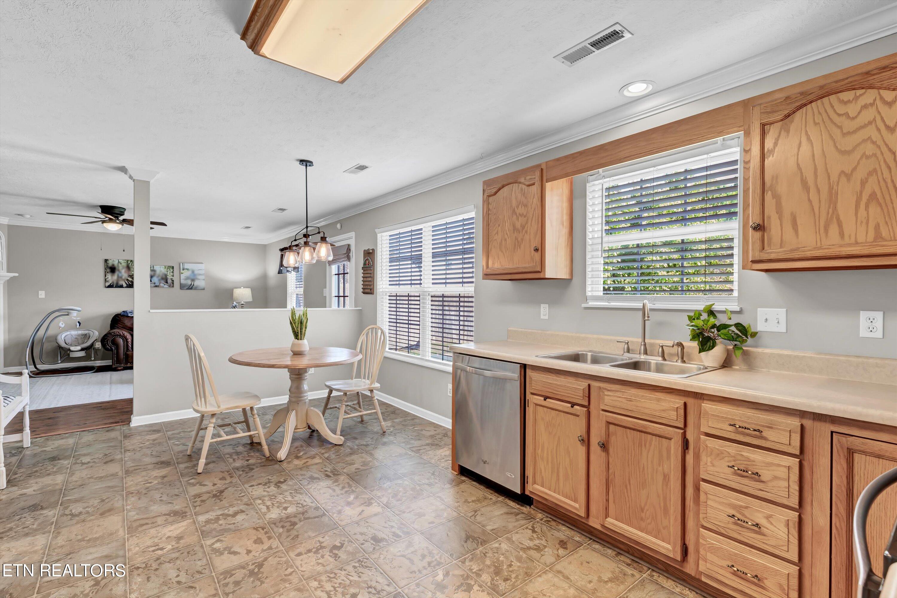 7250 Haynesfield Lane