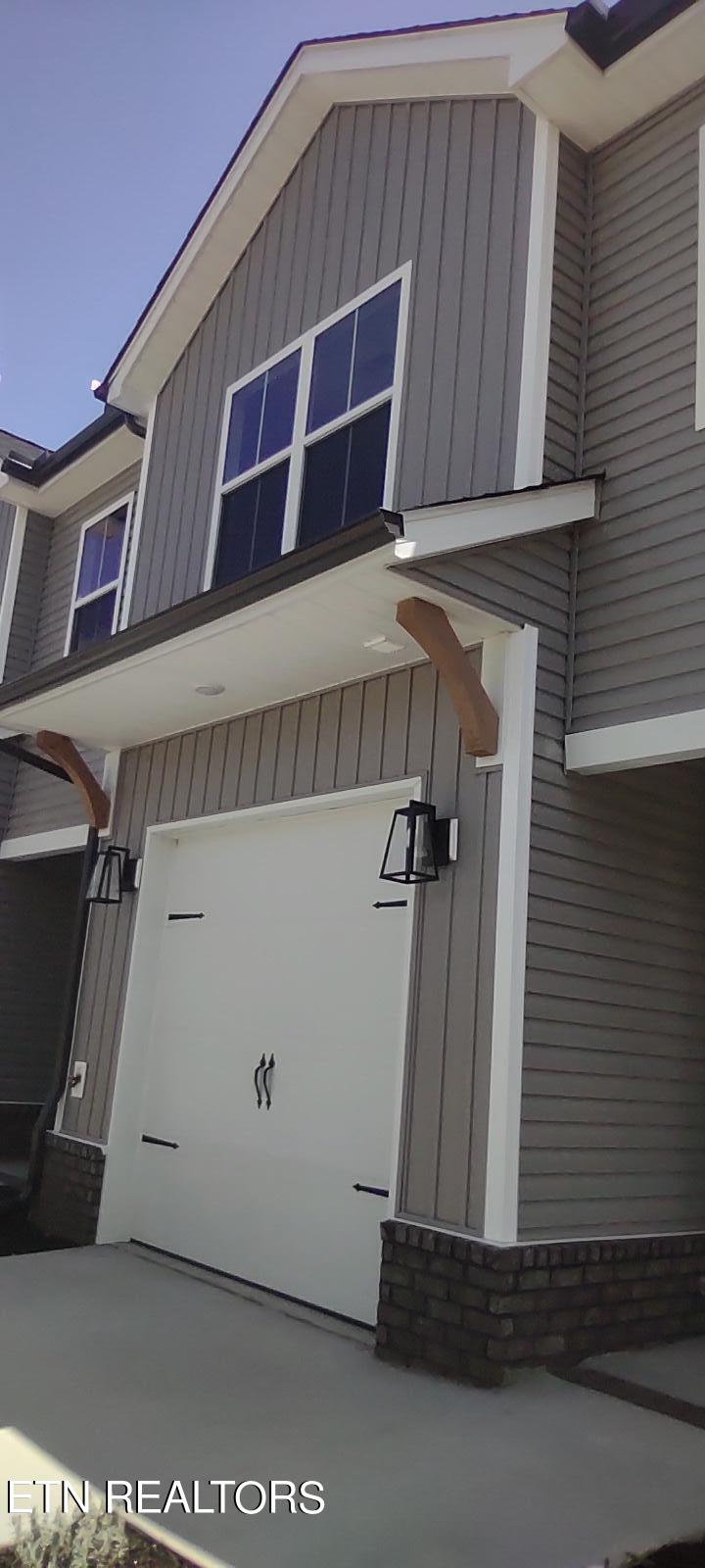 4874 Ancient Glacier Lane