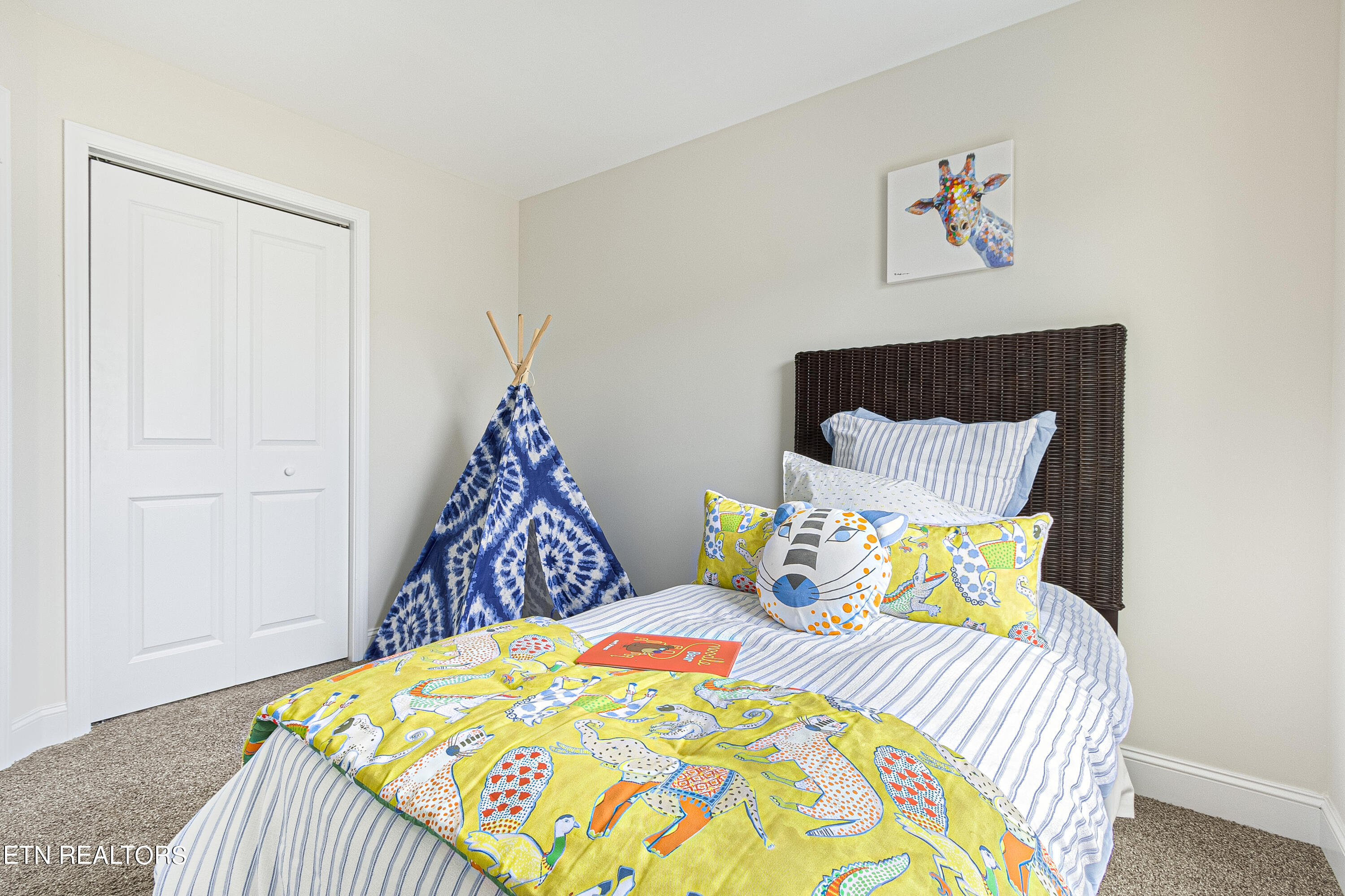 4874 Ancient Glacier Lane