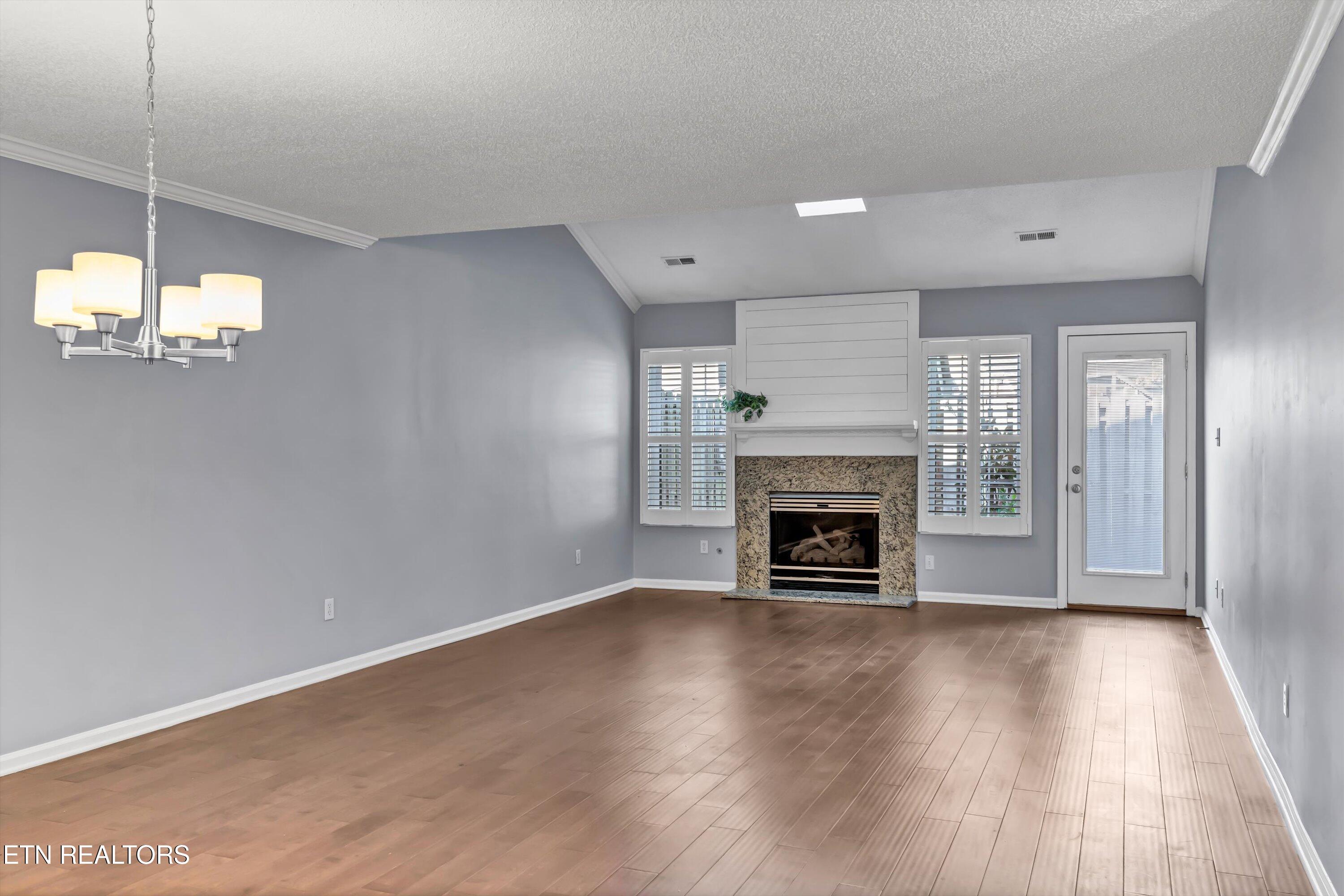 515 Farragut Commons Drive