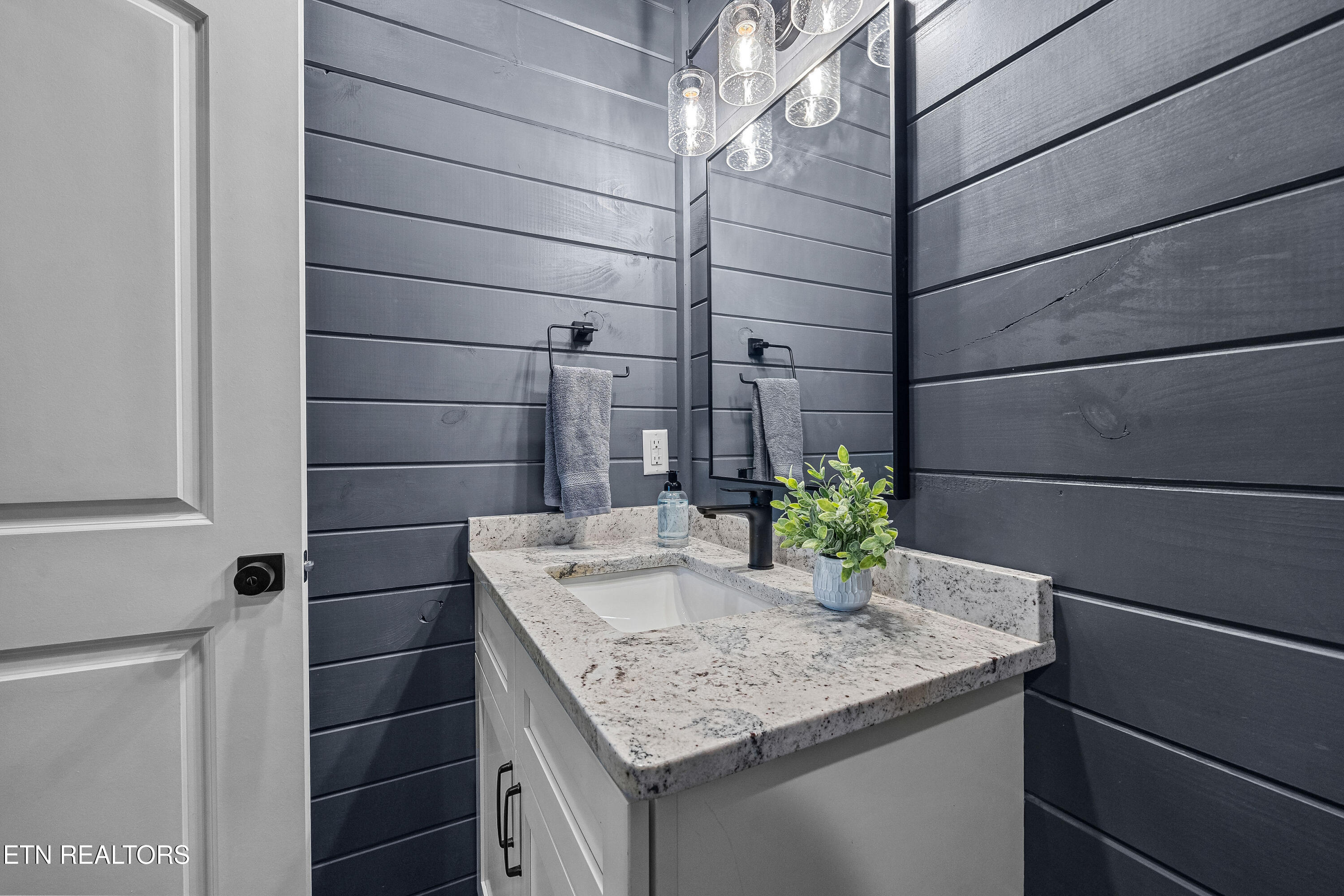 1374 Lake Haven Way Way