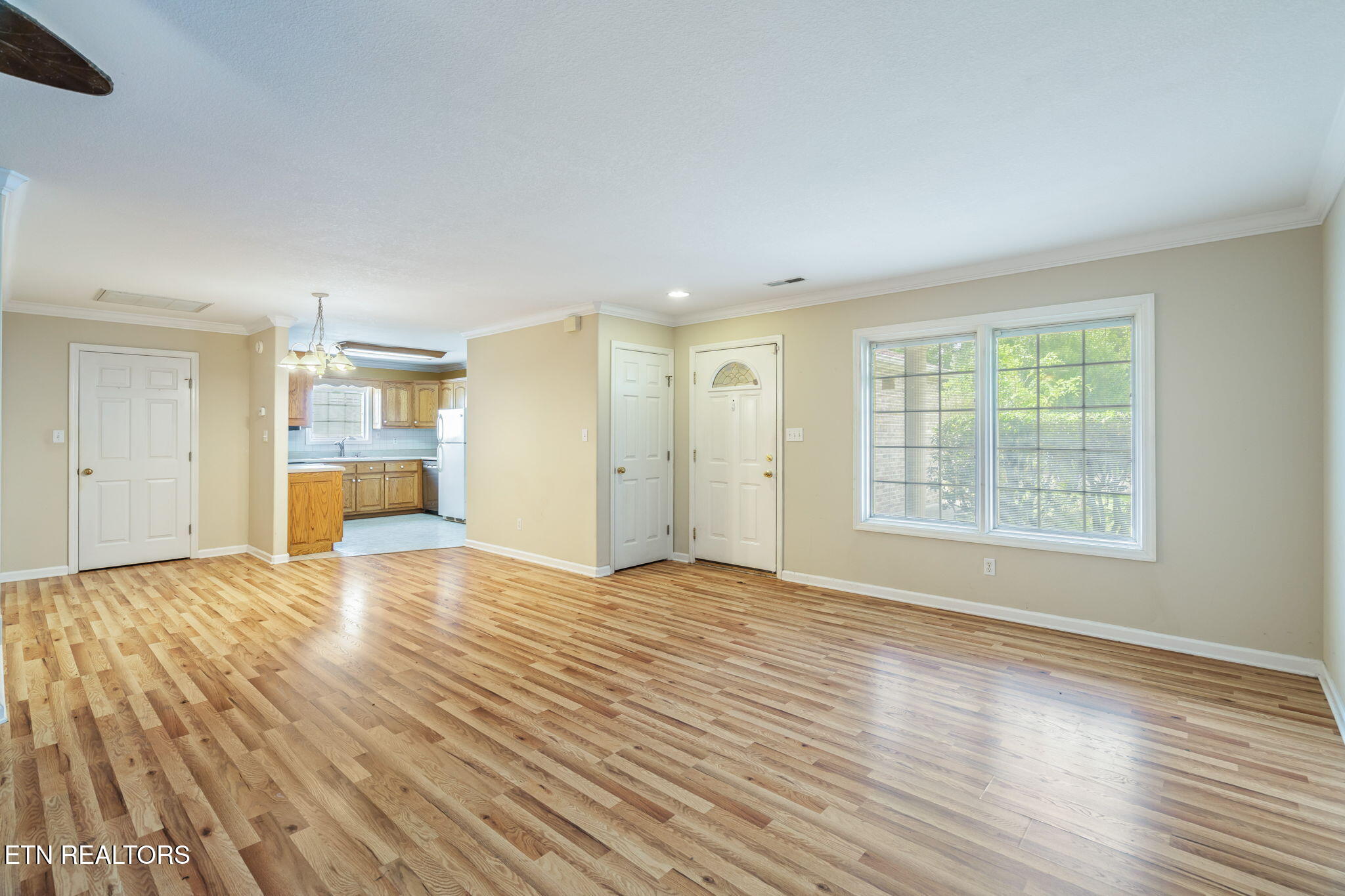 153 Elizabethton Way