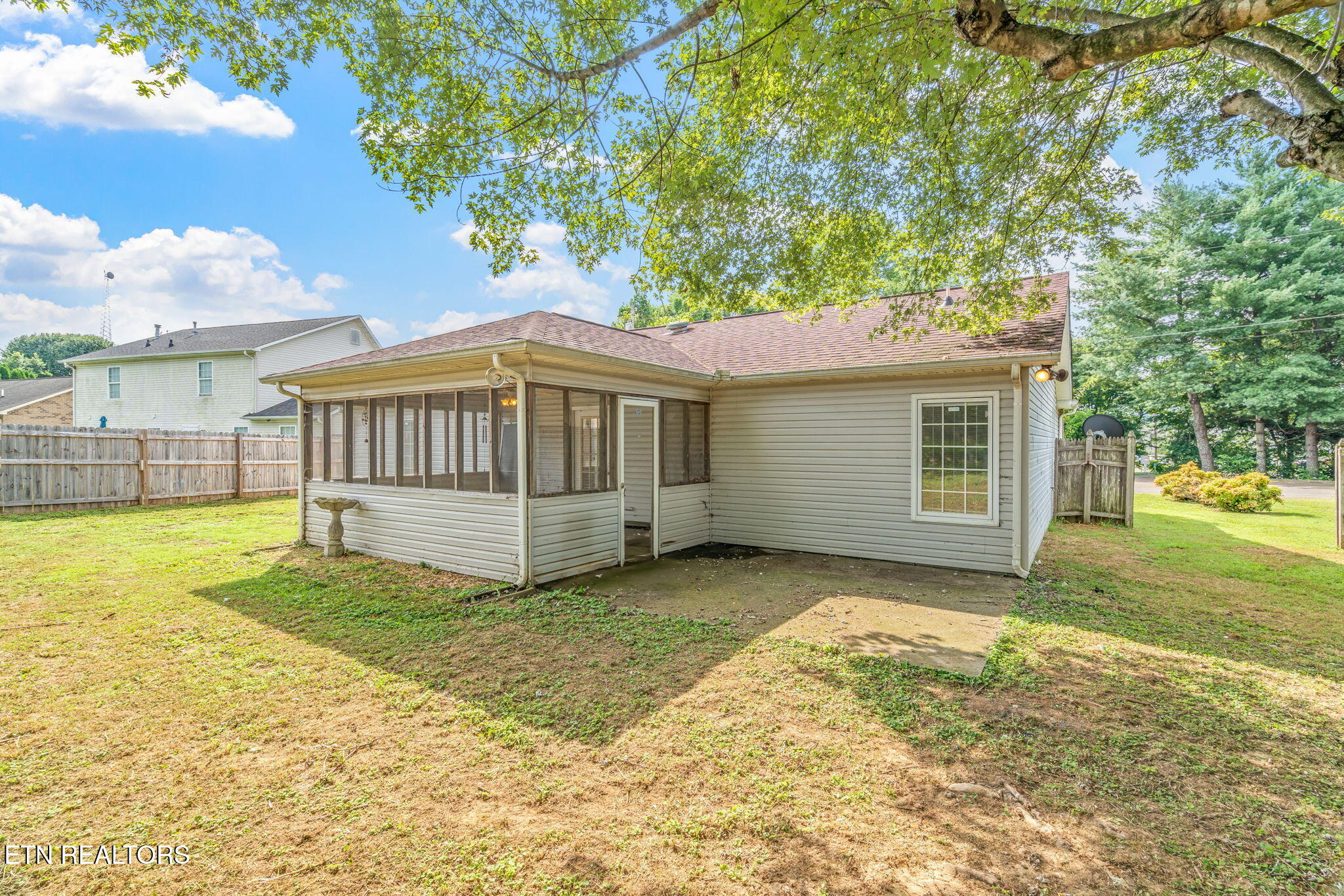 153 Elizabethton Way