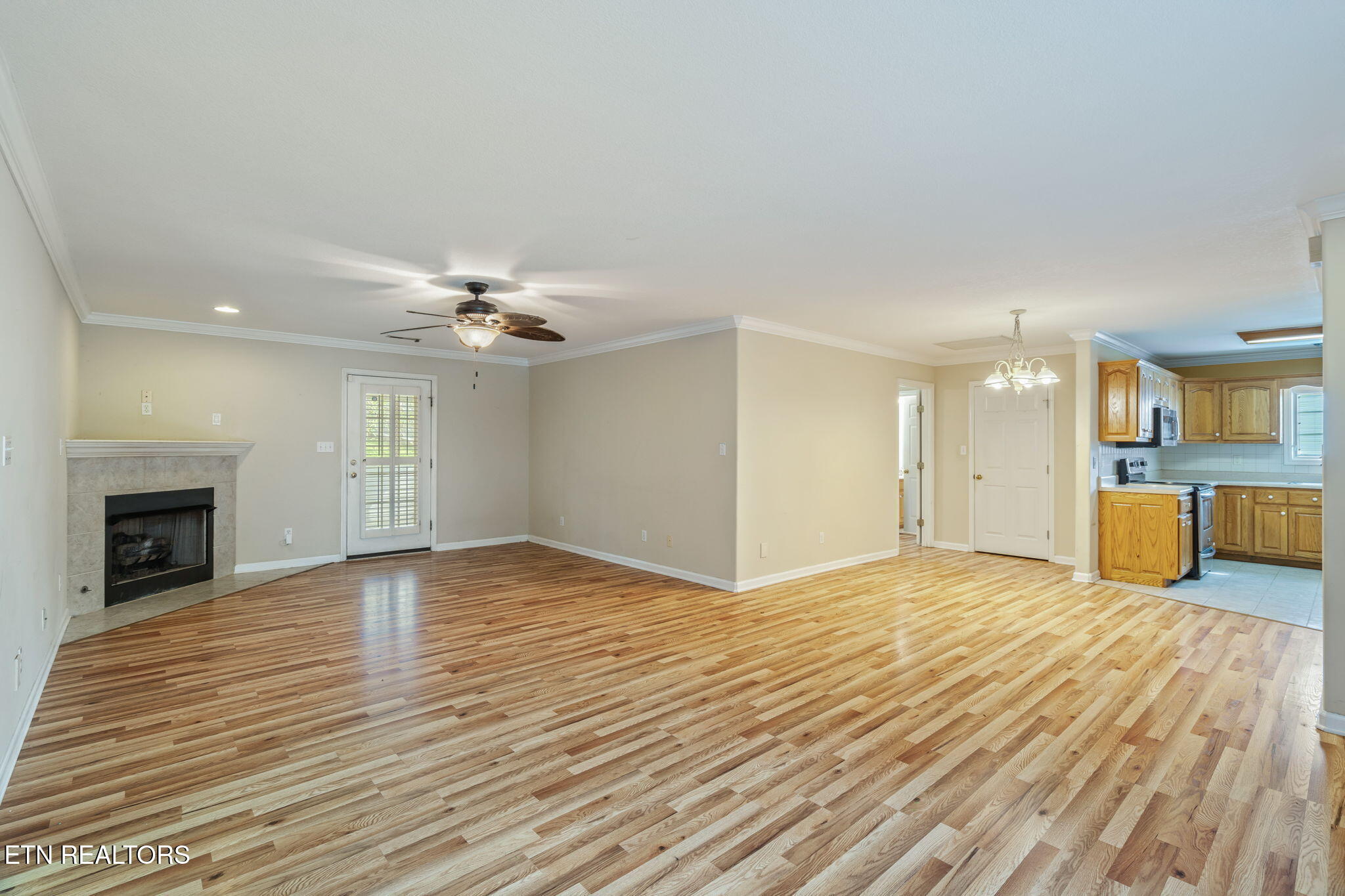 153 Elizabethton Way