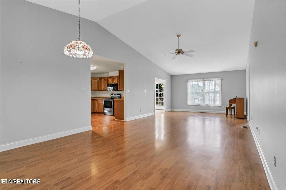 430 Willow Oak Circle