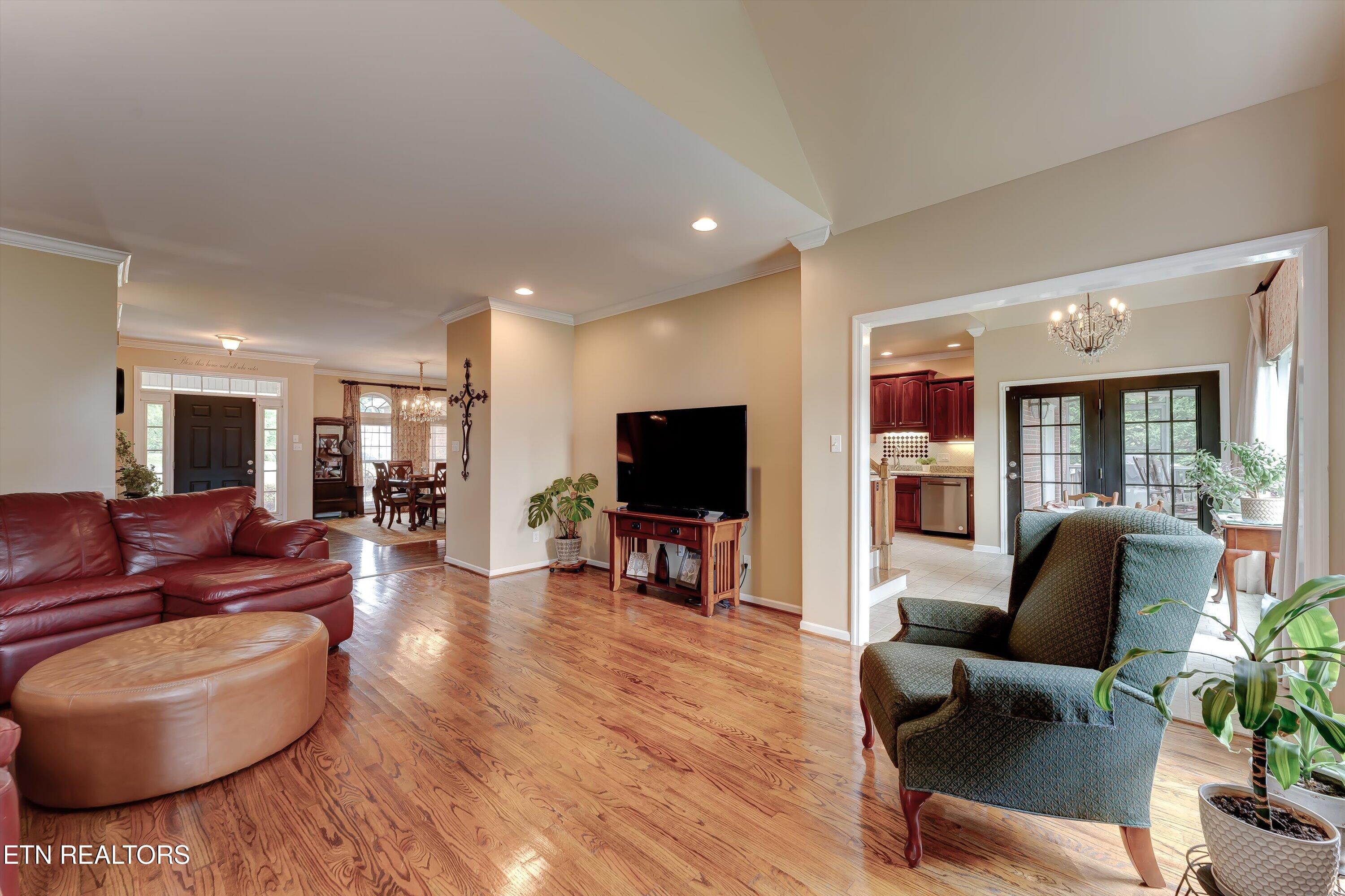 12901 Lady Slipper Lane