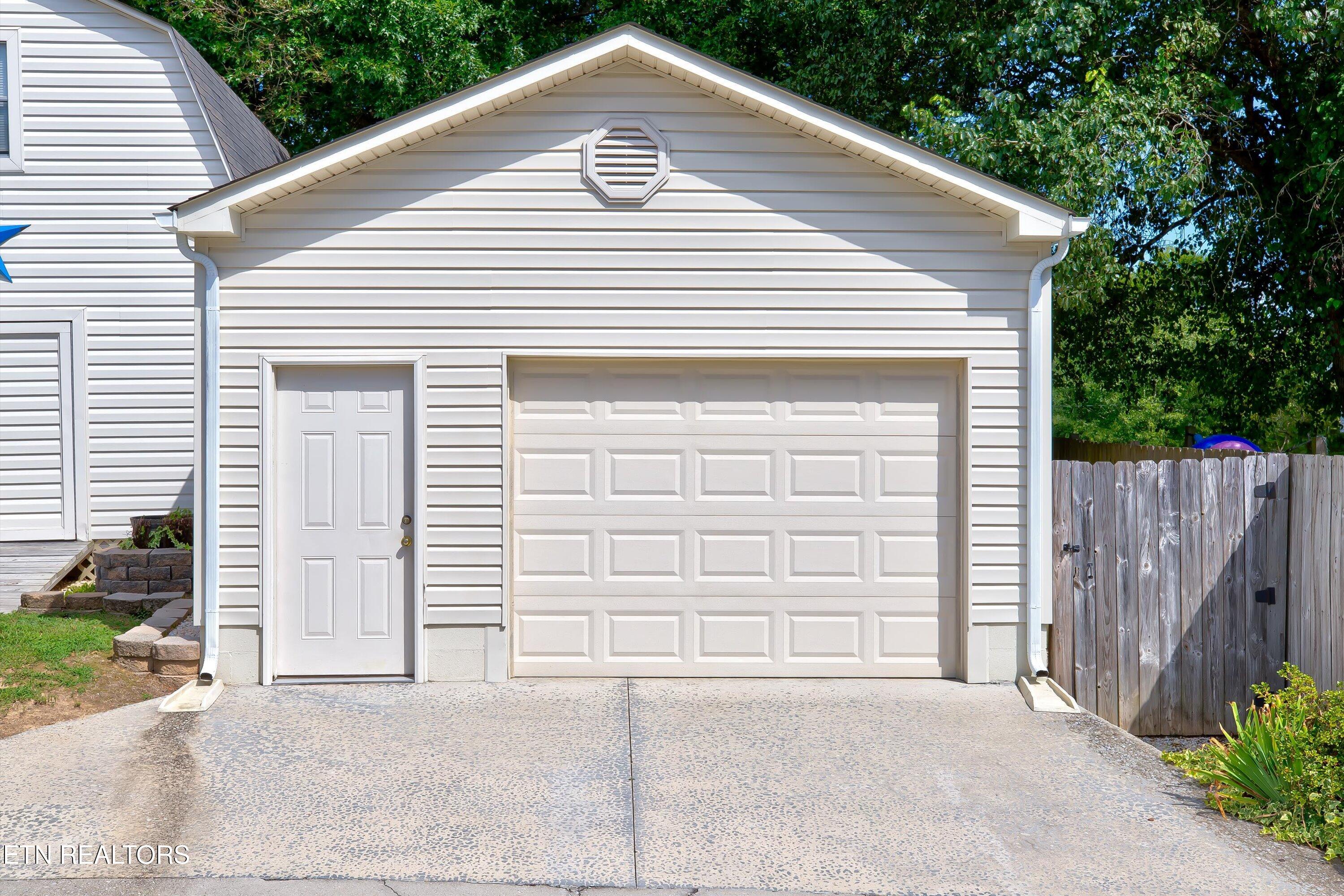 121 Highland Drive