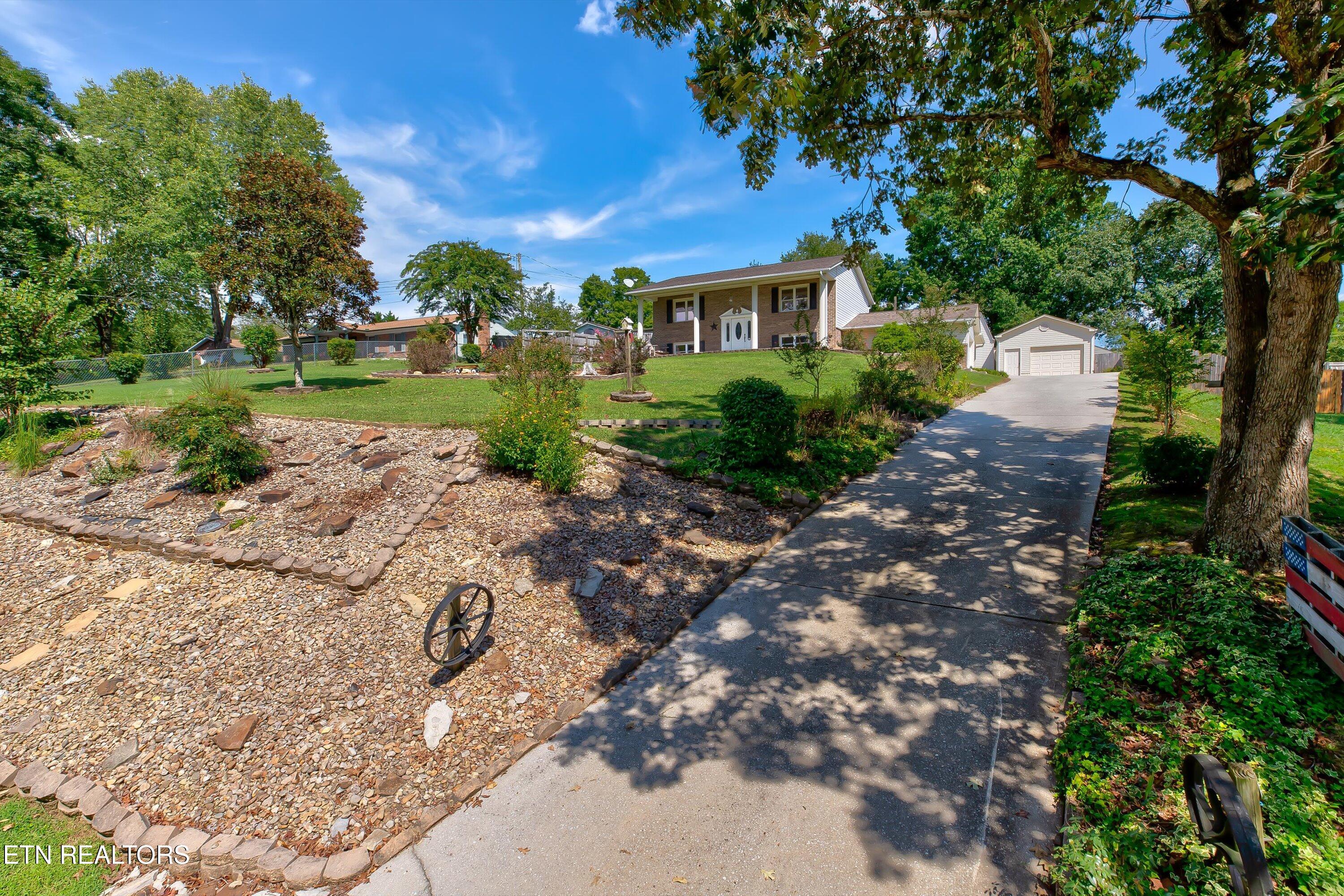 121 Highland Drive