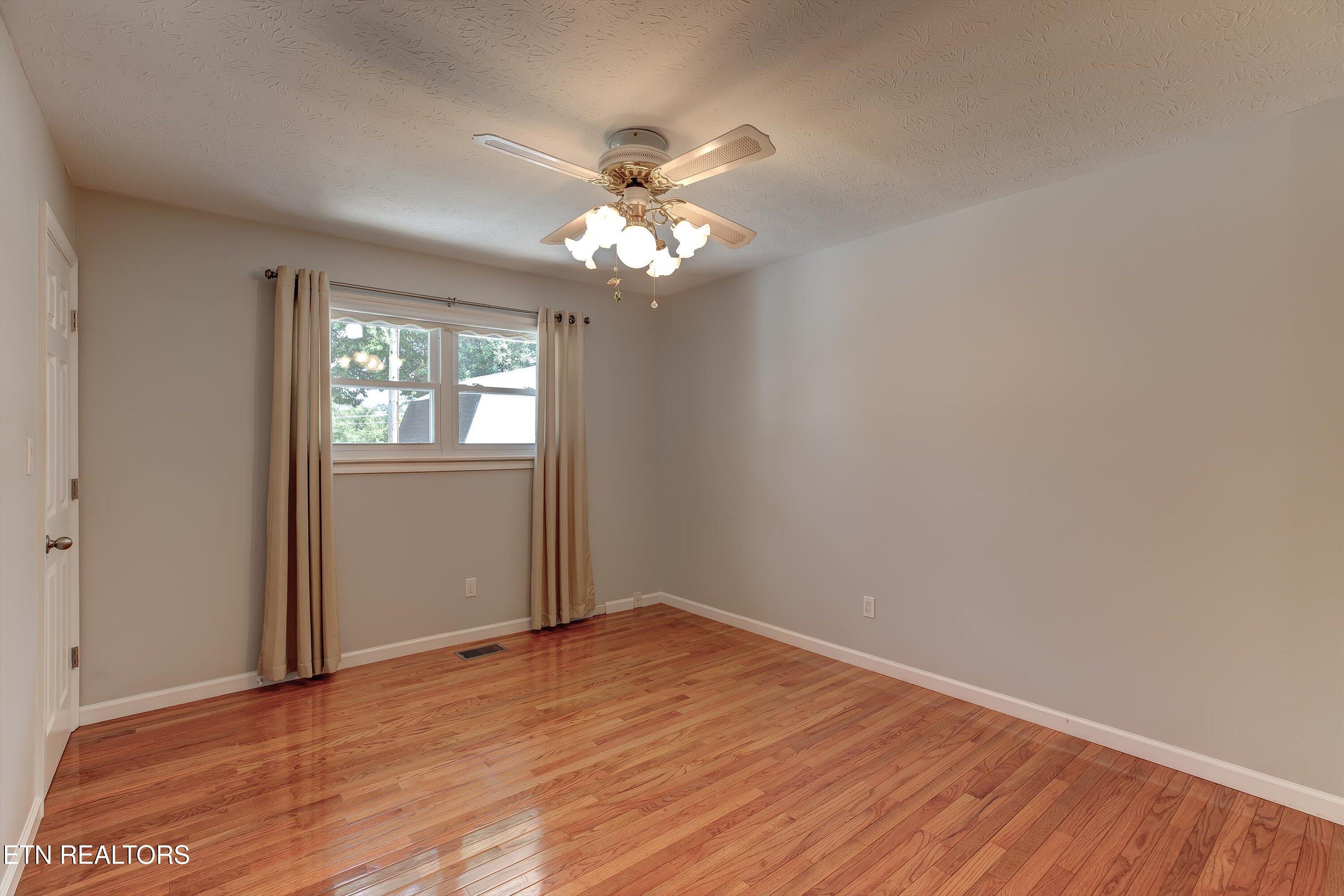 121 Highland Drive