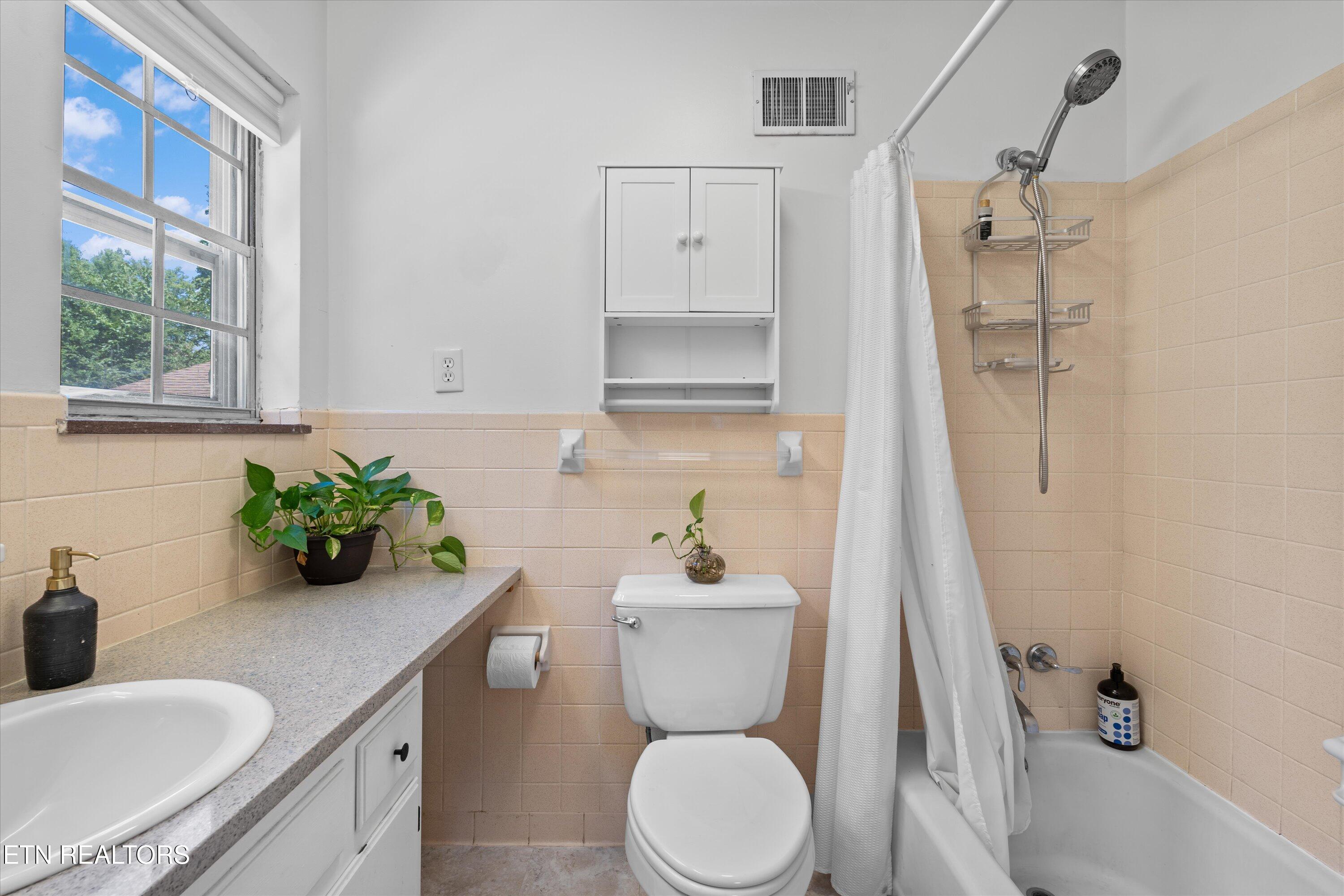 8721 SW Rushmore Drive Drive