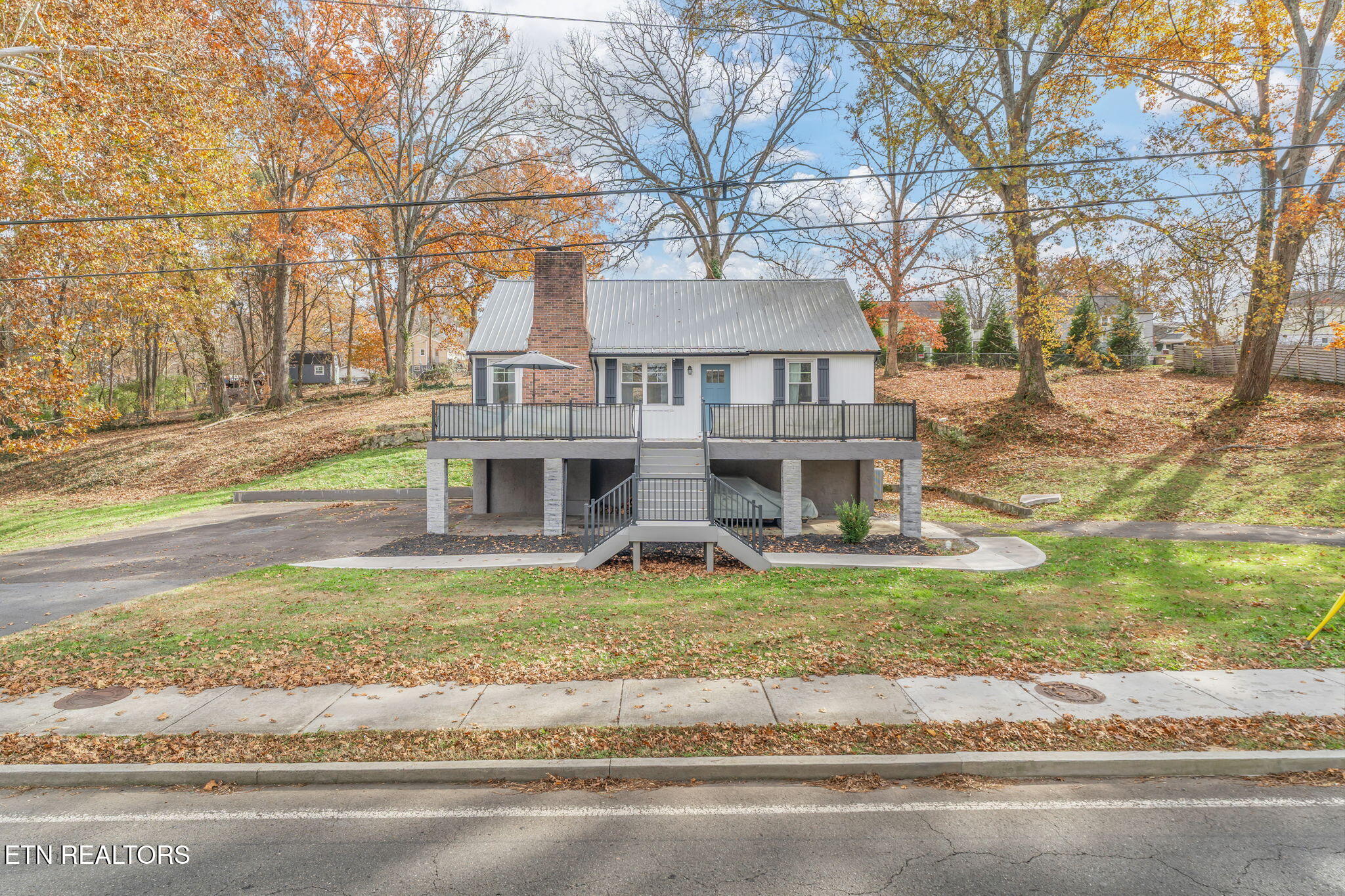 314 W Young High Pike