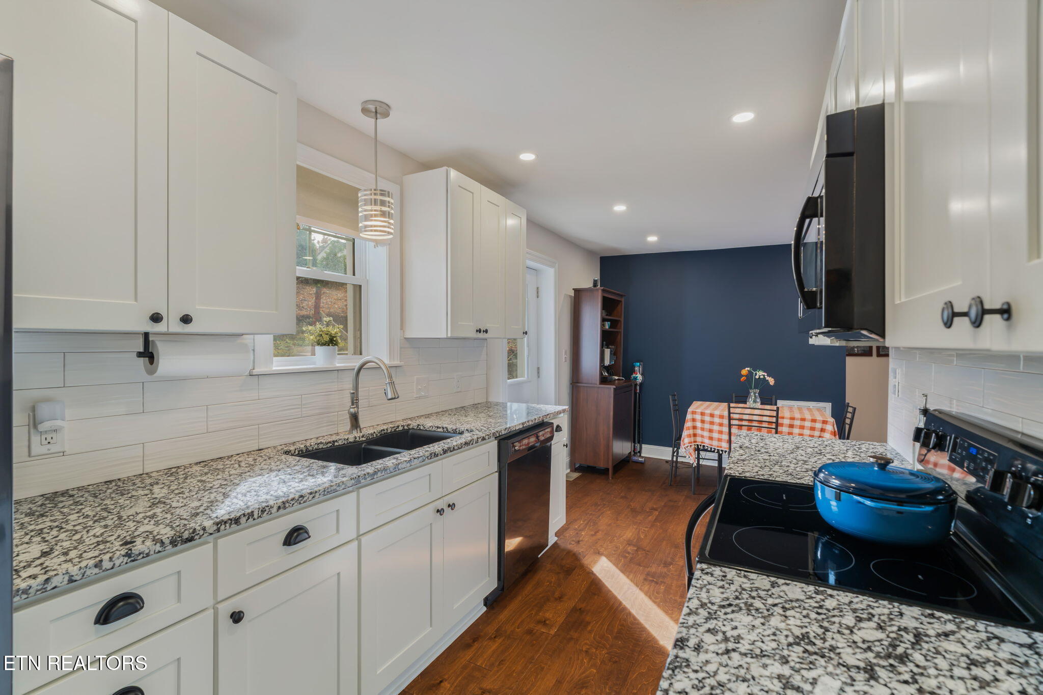 314 W Young High Pike