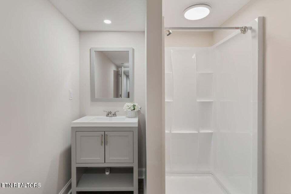 314 W Young High Pike