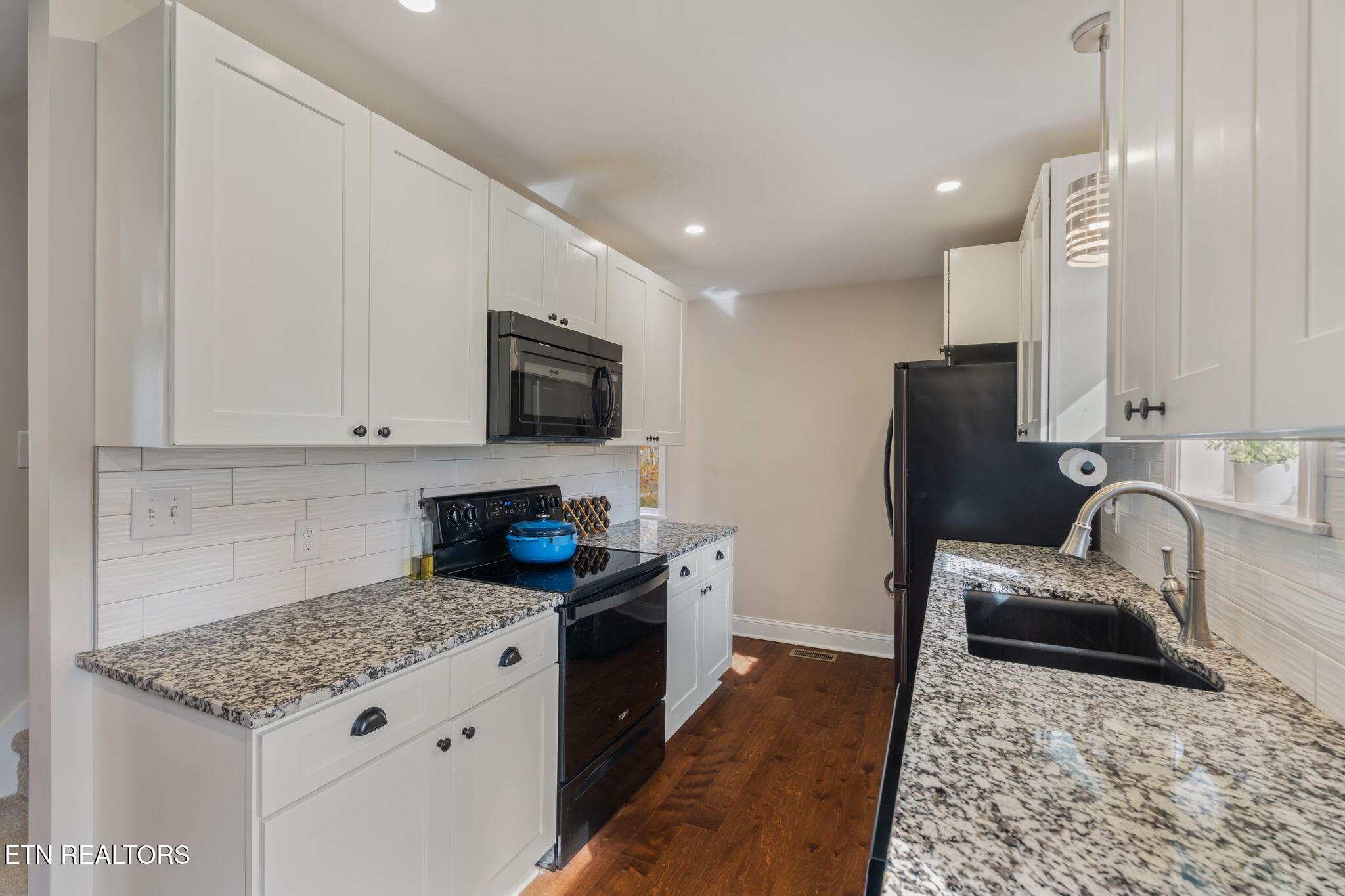 314 W Young High Pike