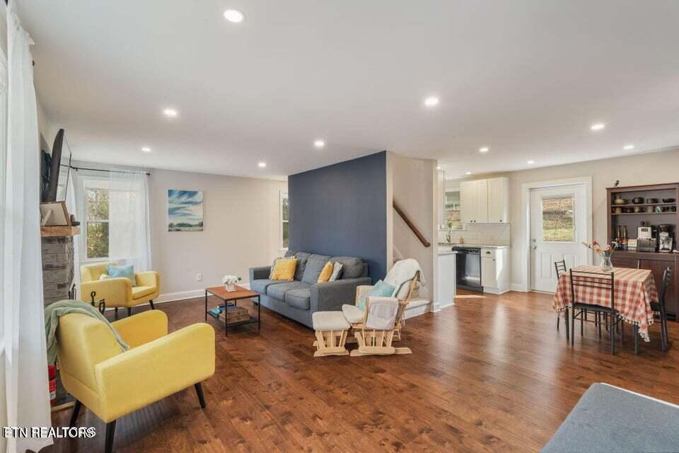 314 W Young High Pike