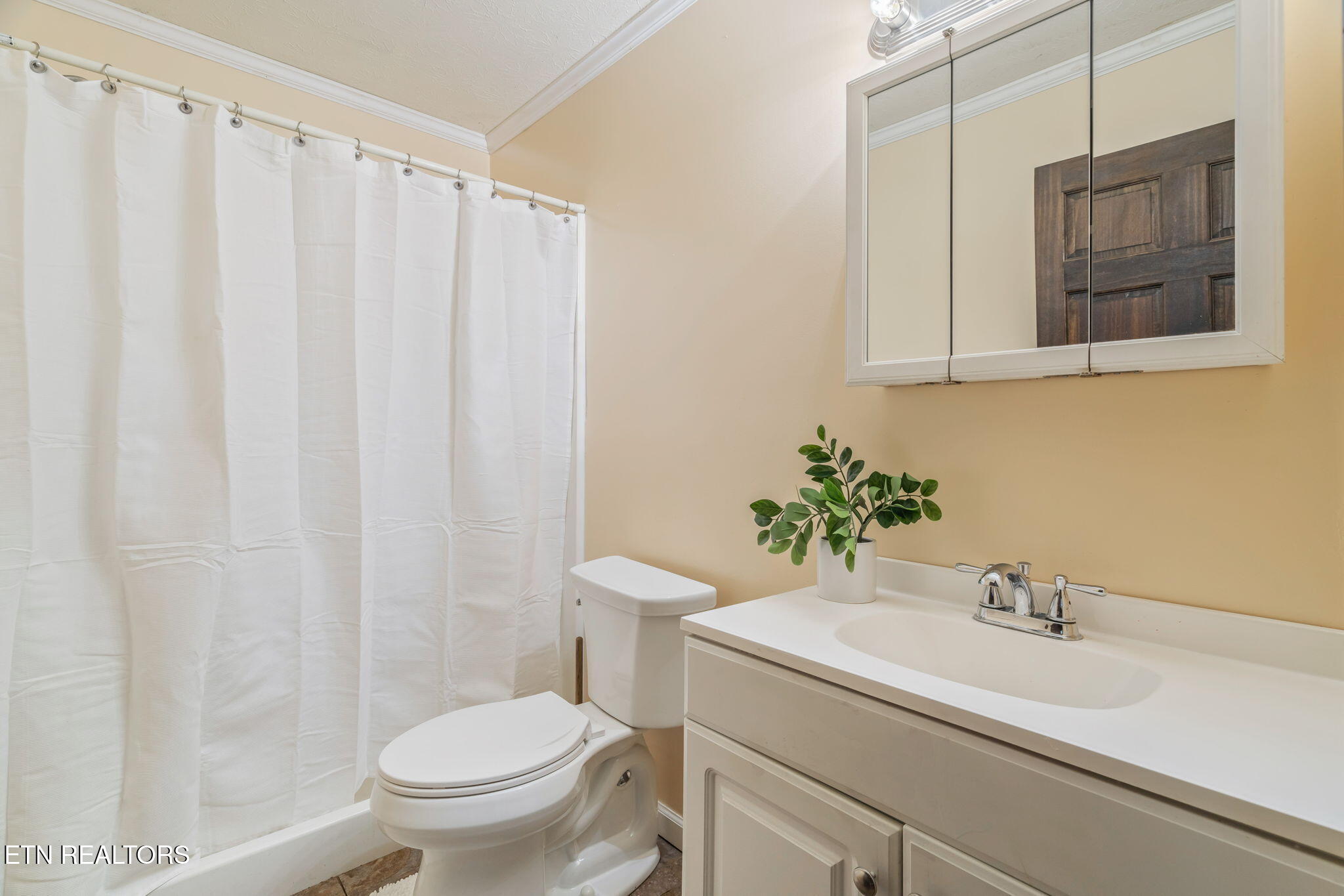 6546 W Garwood Circle