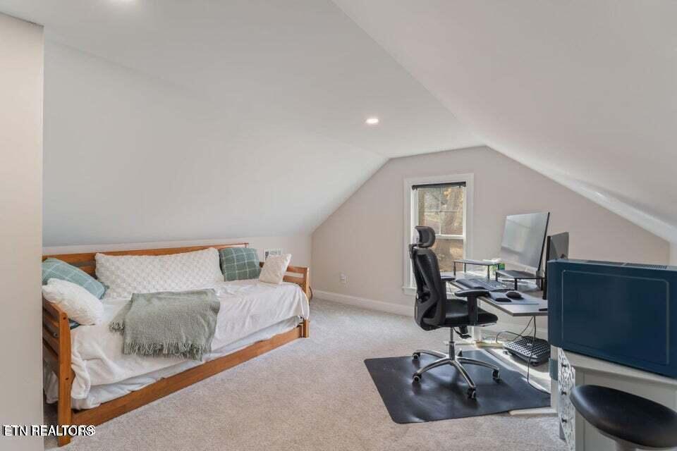 314 W Young High Pike