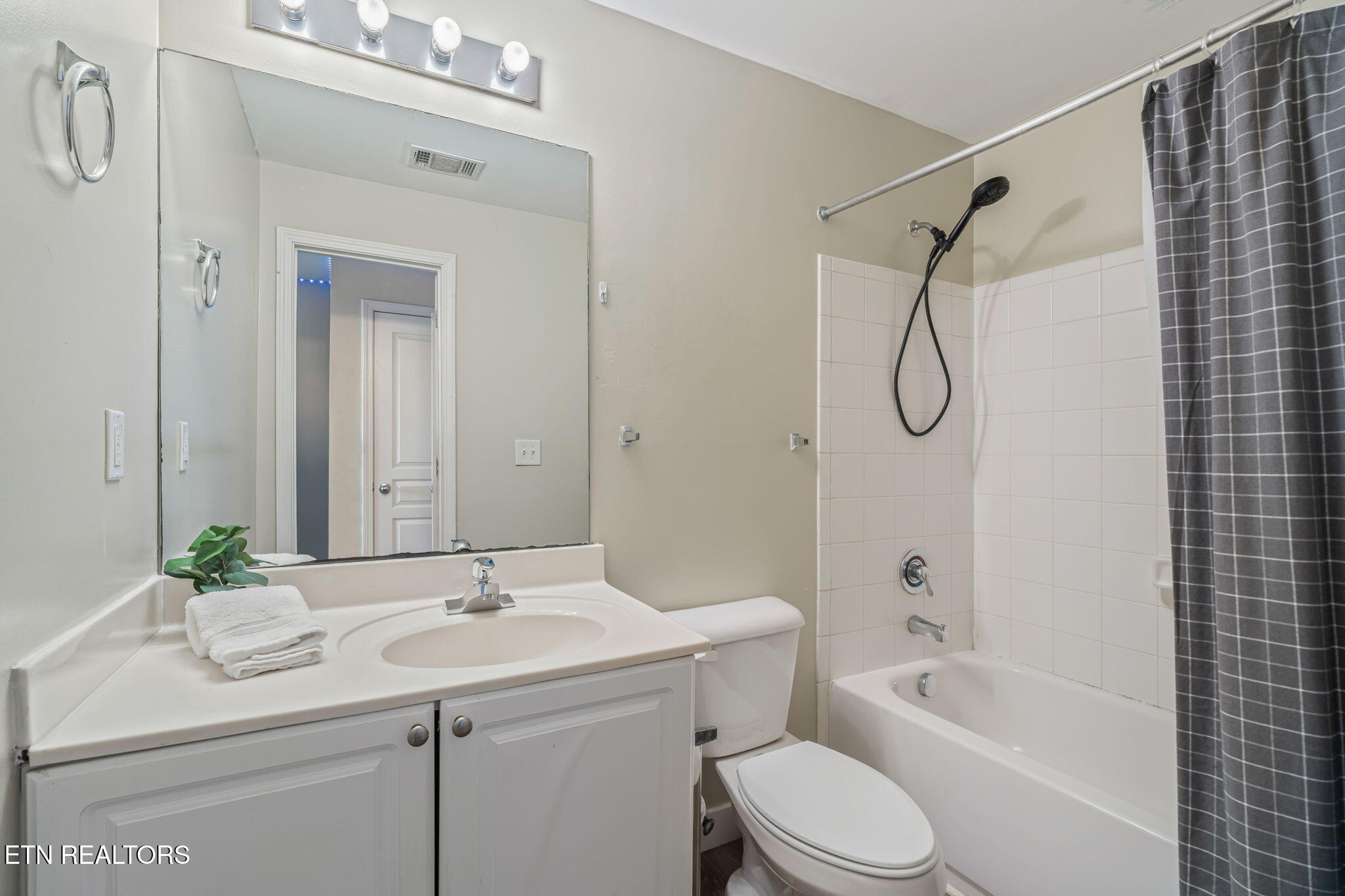 3704 Spruce Ridge Way 2021