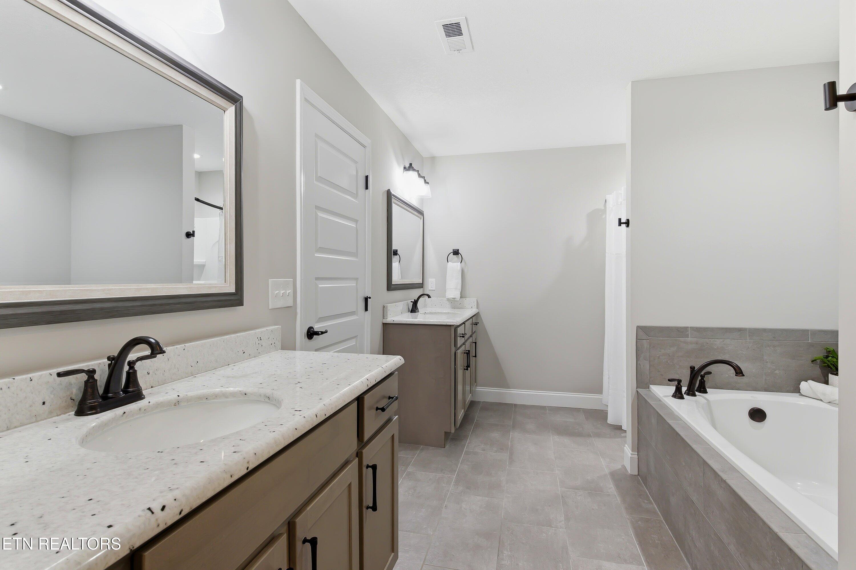 8512 Creek Valley Lane