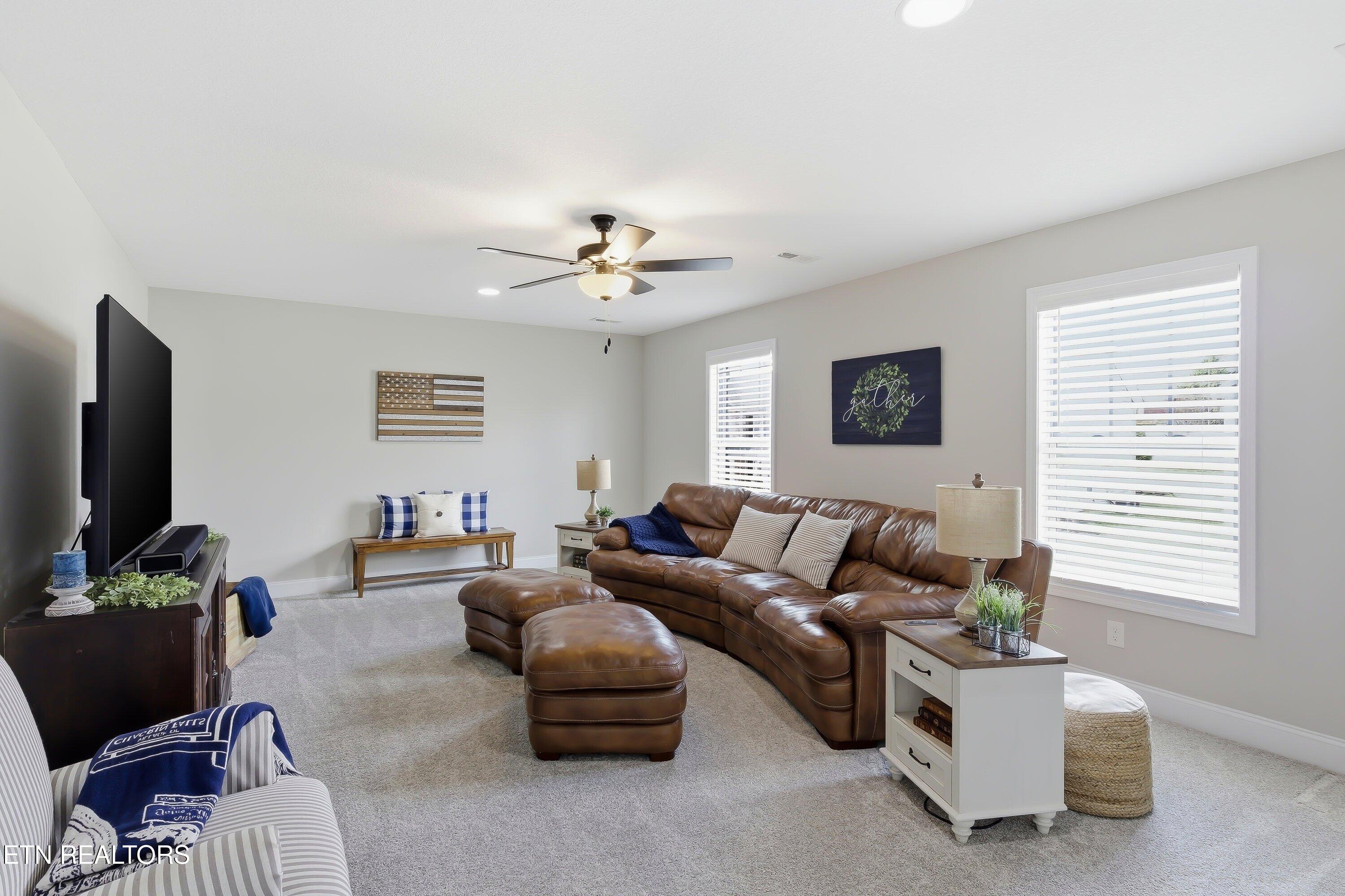 8512 Creek Valley Lane