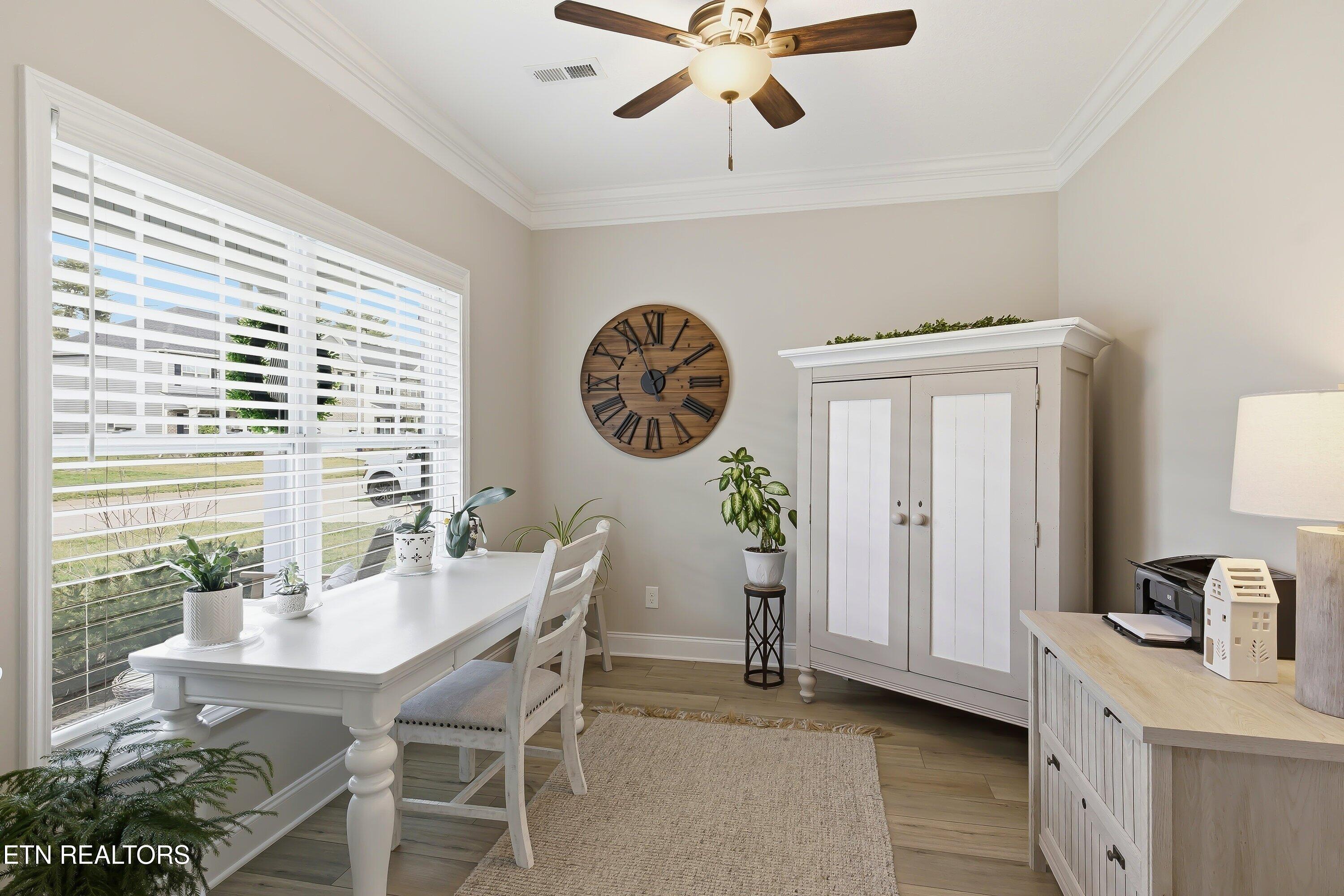 8512 Creek Valley Lane