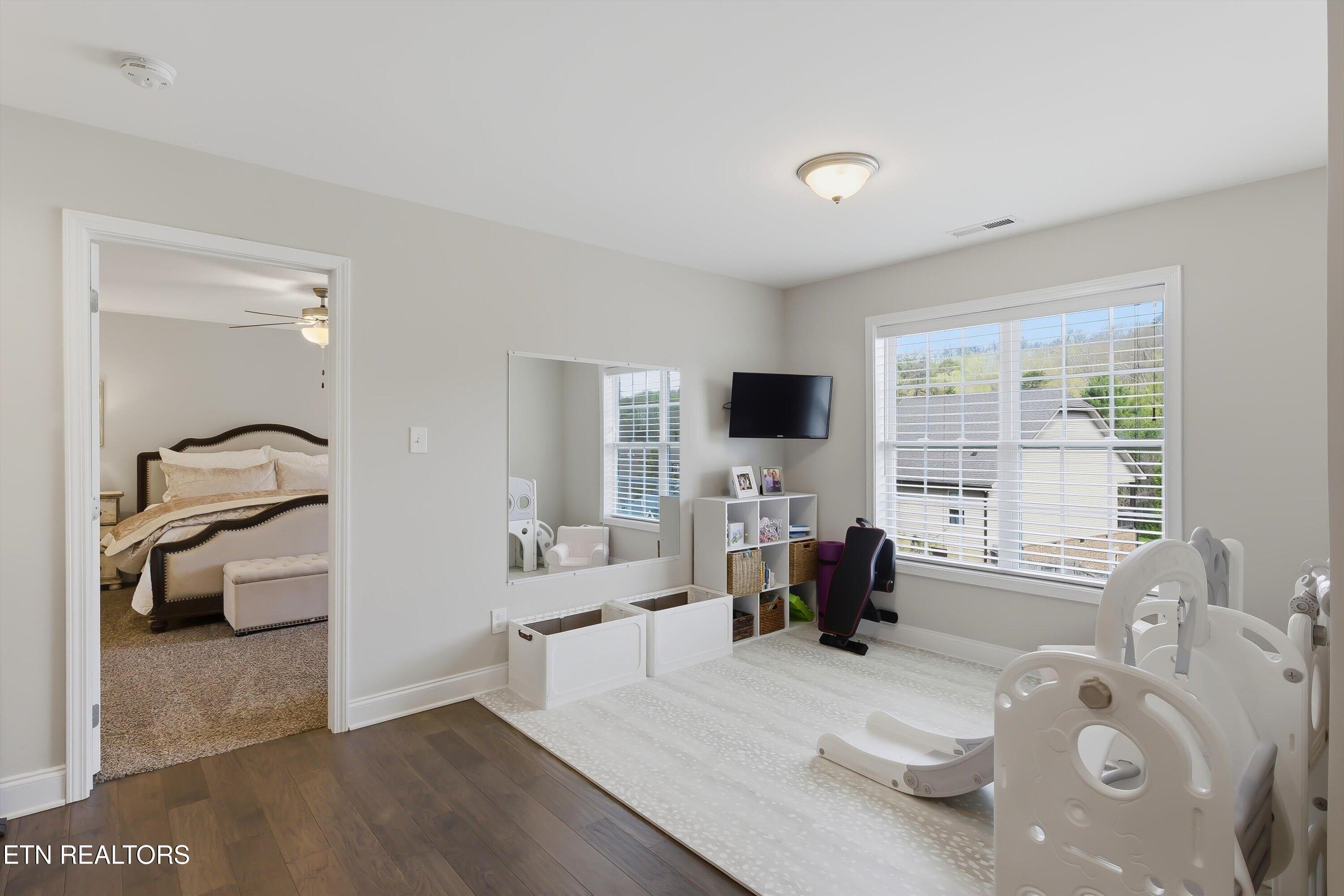 4912 Creek Bank Drive