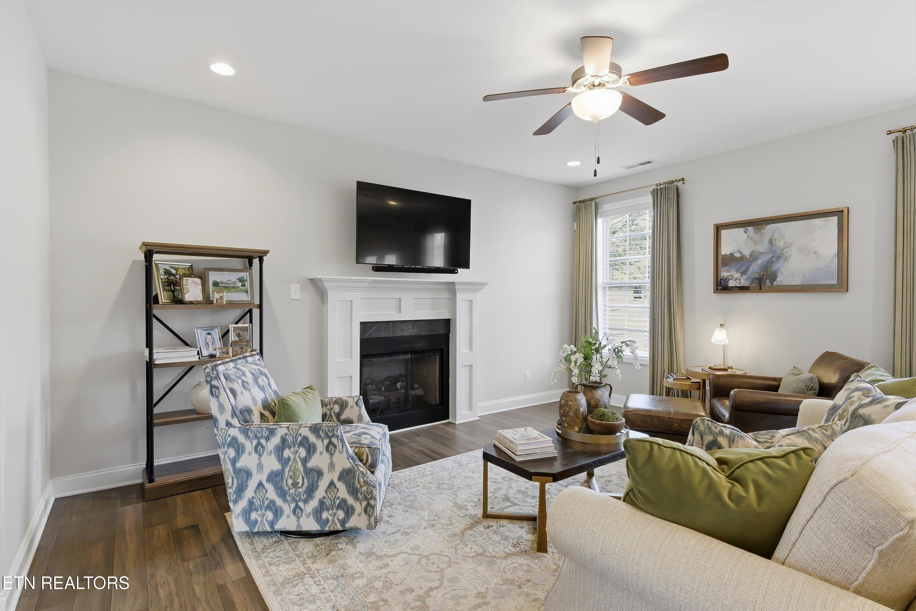 4912 Creek Bank Drive