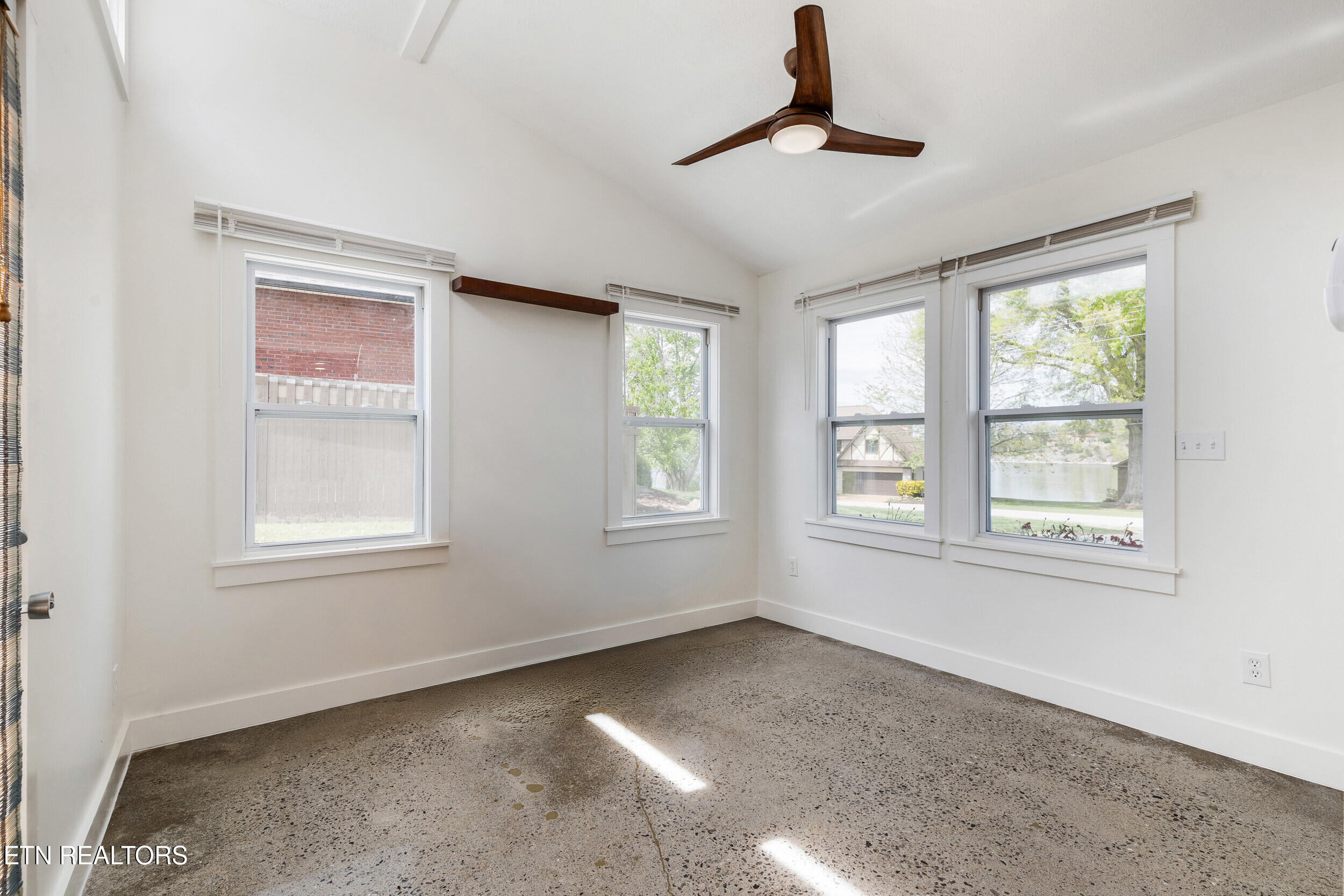 3794 Scenic Drive Drive