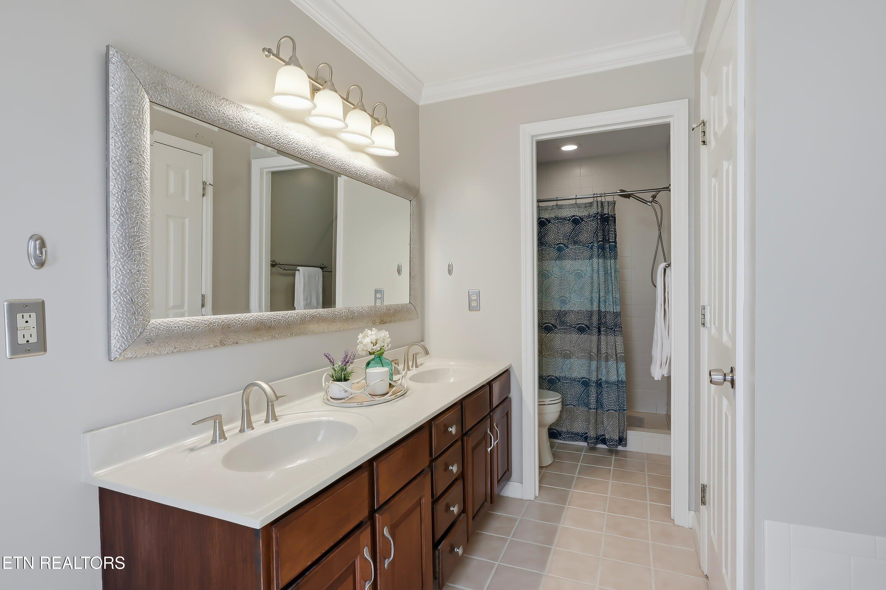 12247 W Ashton Court