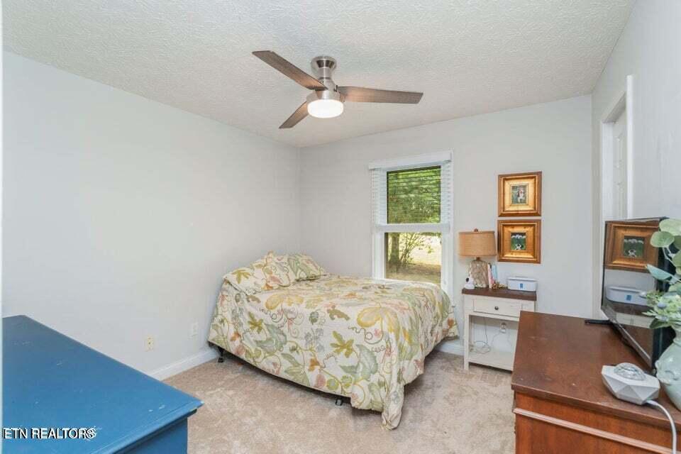4006 Floyd Drive