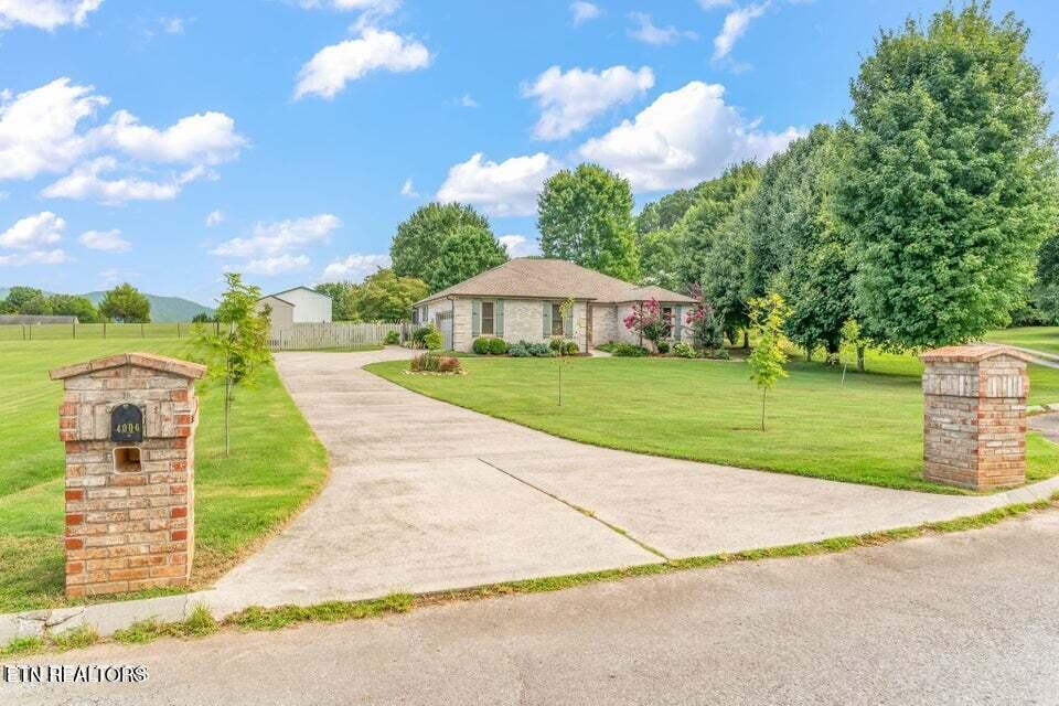 4006 Floyd Drive