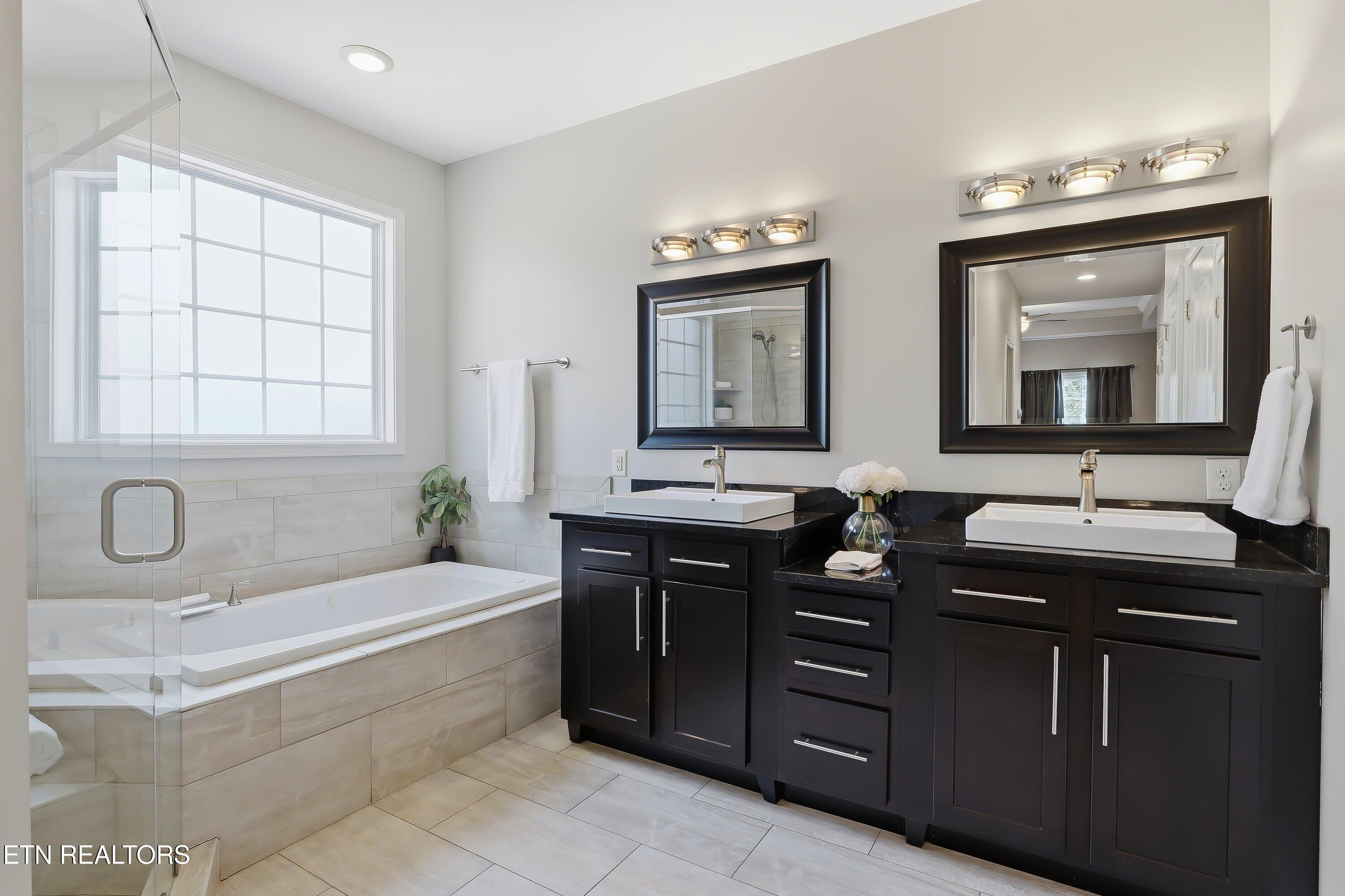 5577 Meadow Wells Drive