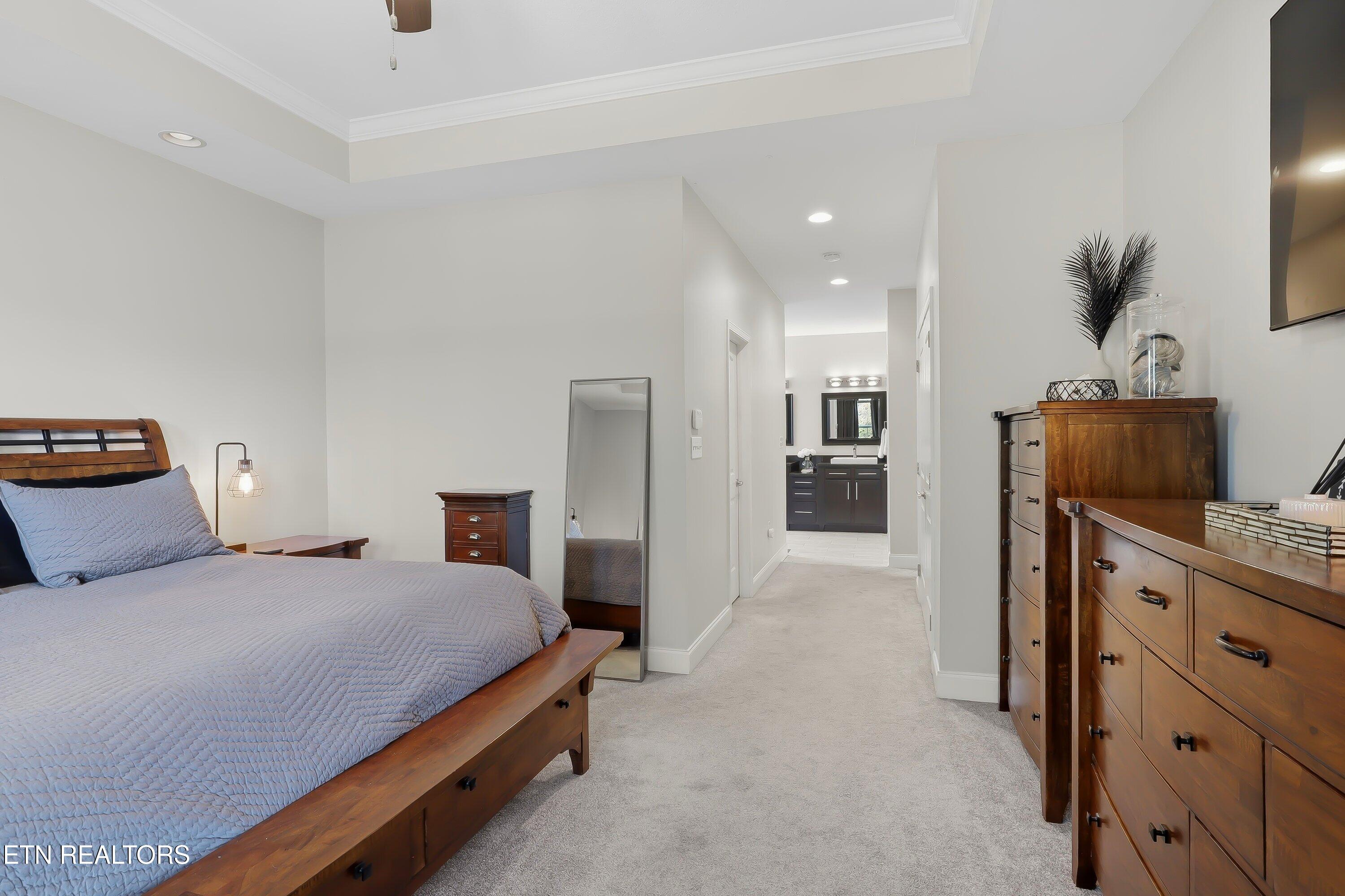 5577 Meadow Wells Drive