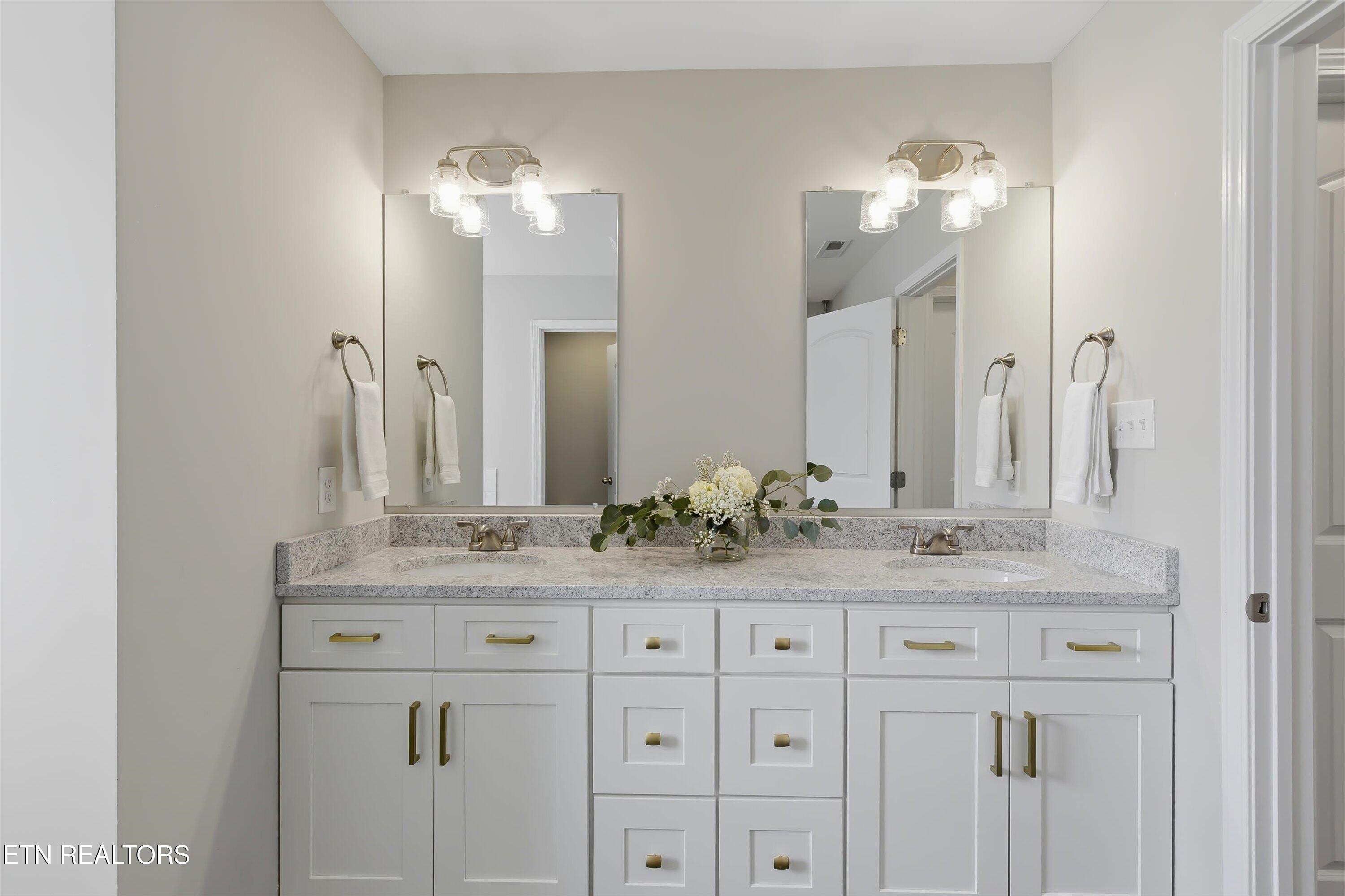 4912 Creek Bank Drive