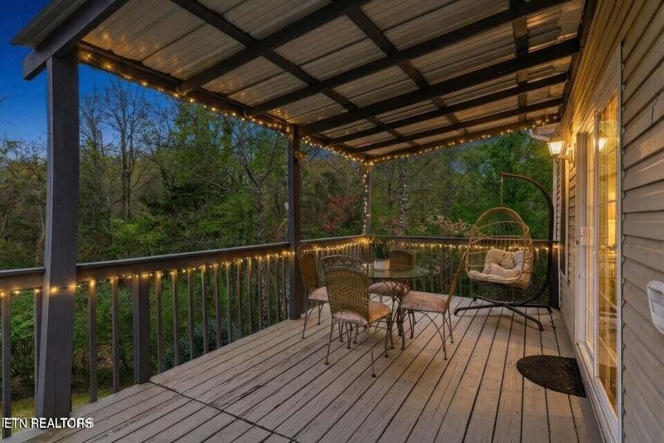 210 Wahuhu Lane