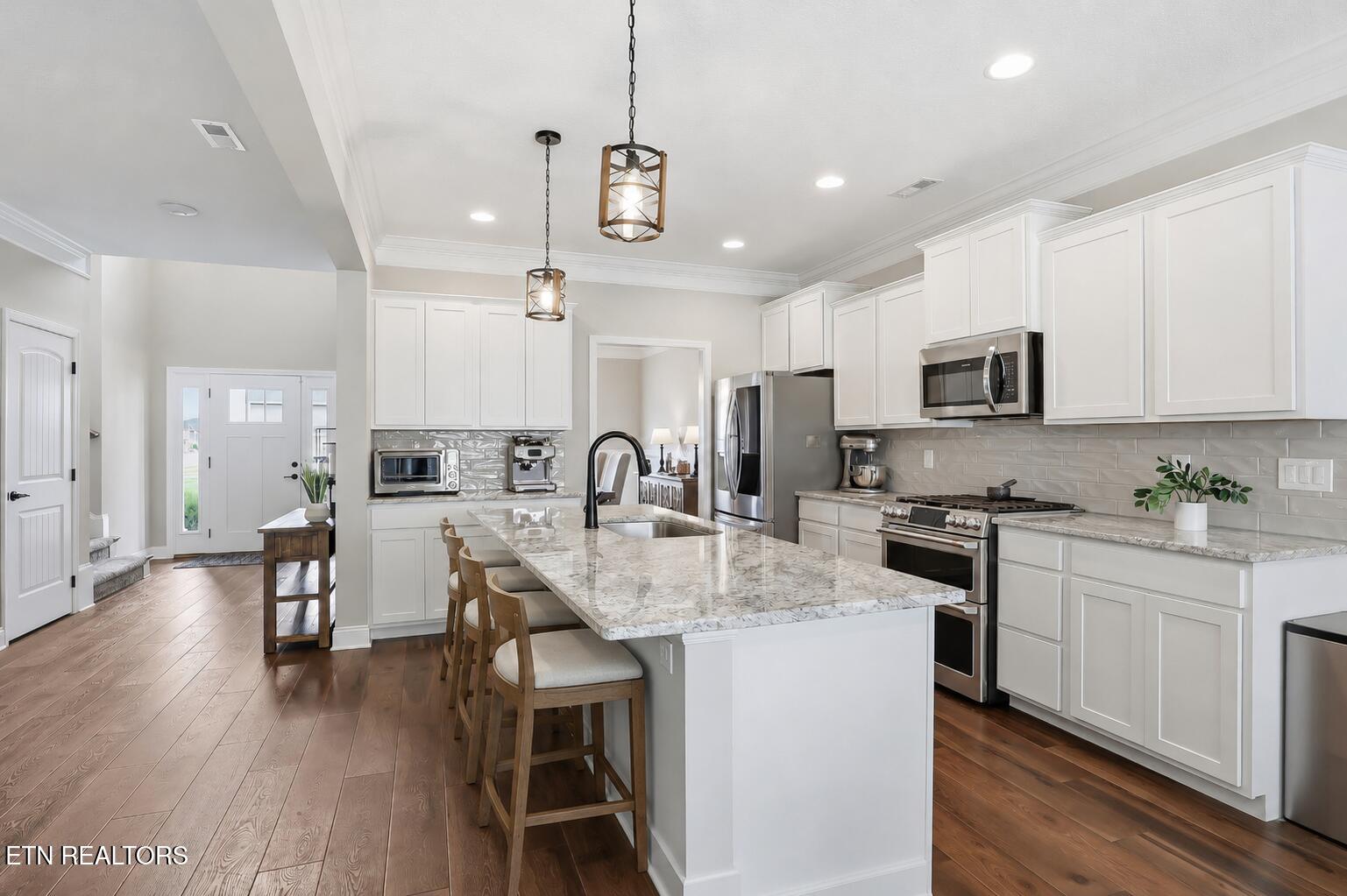 8529 Creek Valley Lane