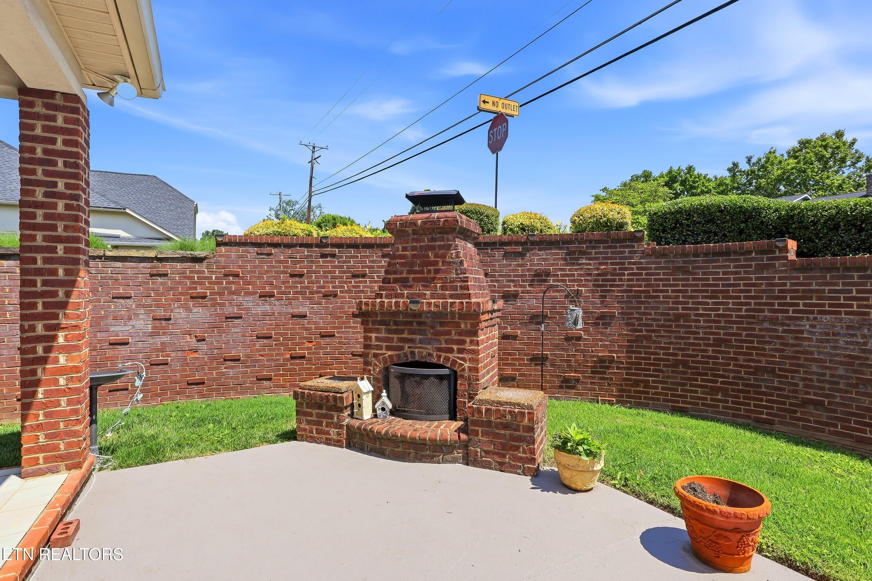 7510 School View Way