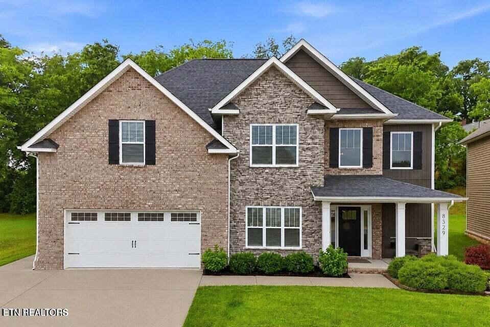 8529 Creek Valley Lane