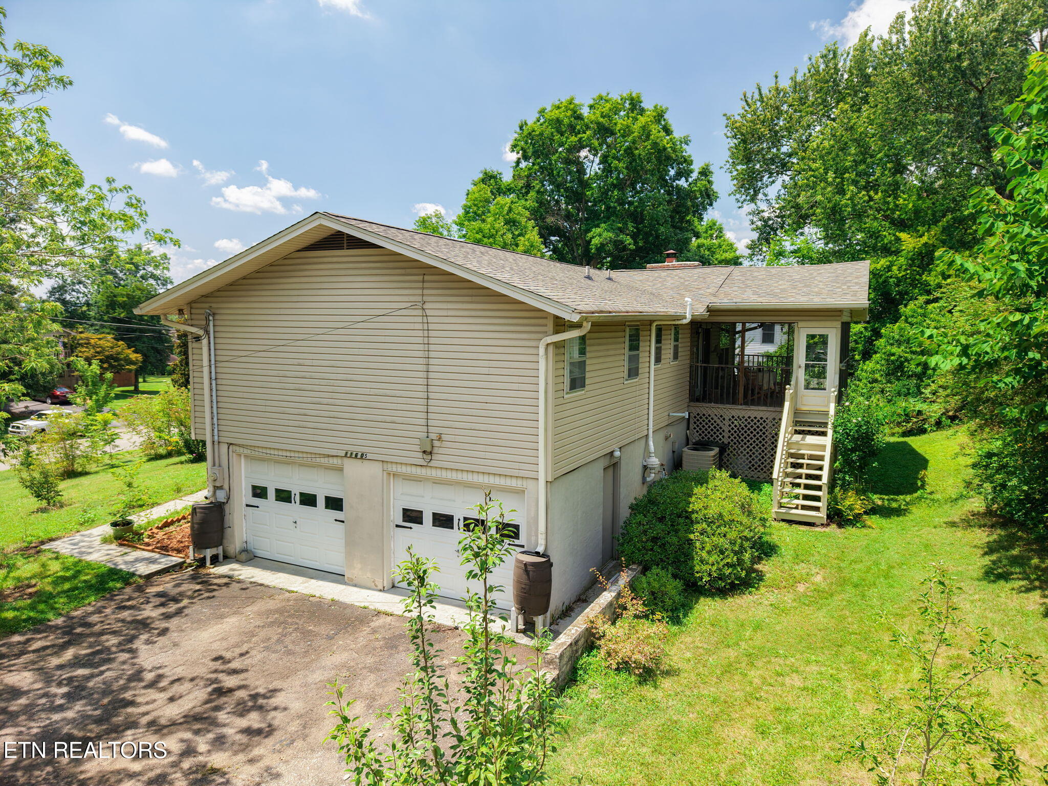 11605 Foxford Drive