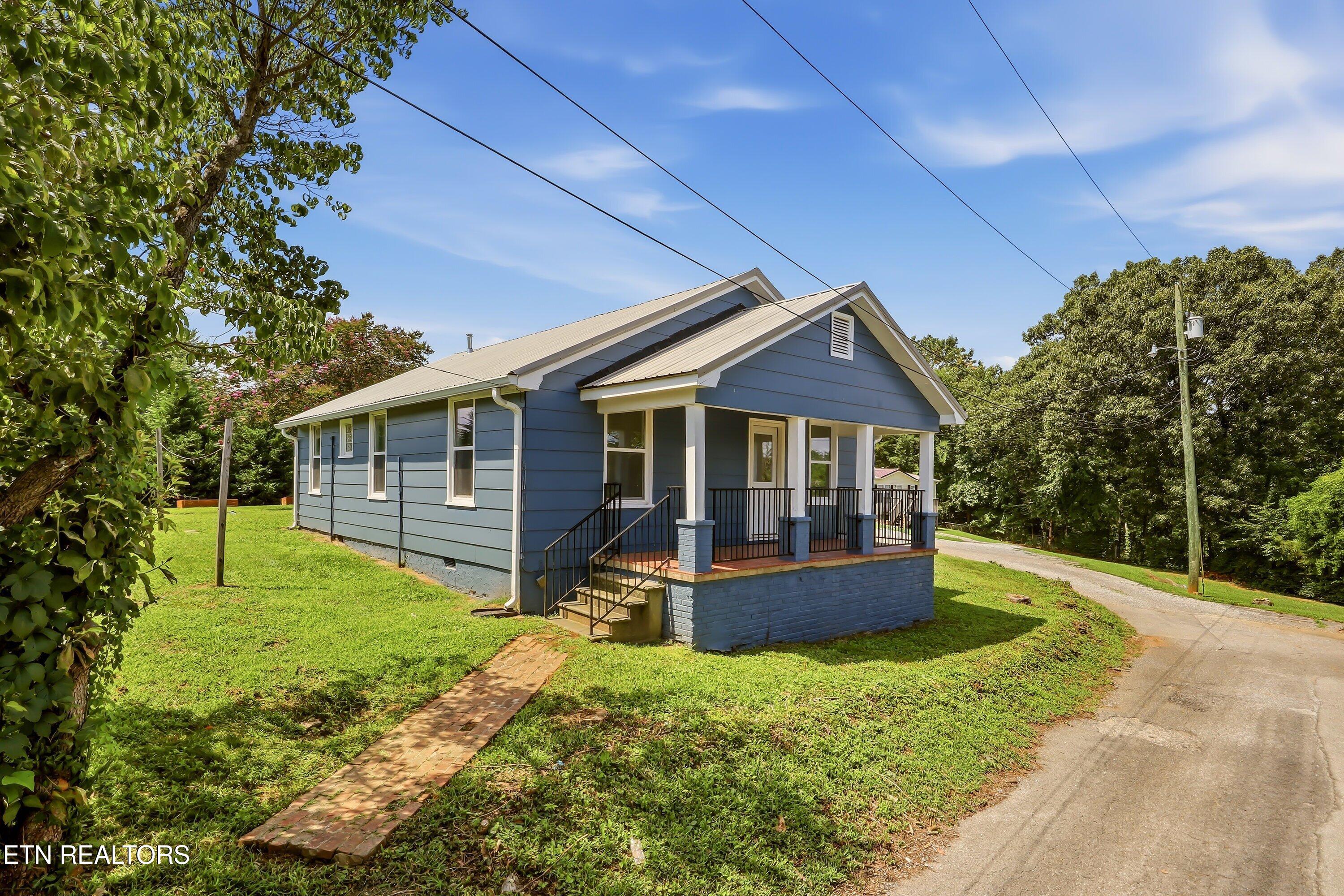 507 Pine Top St