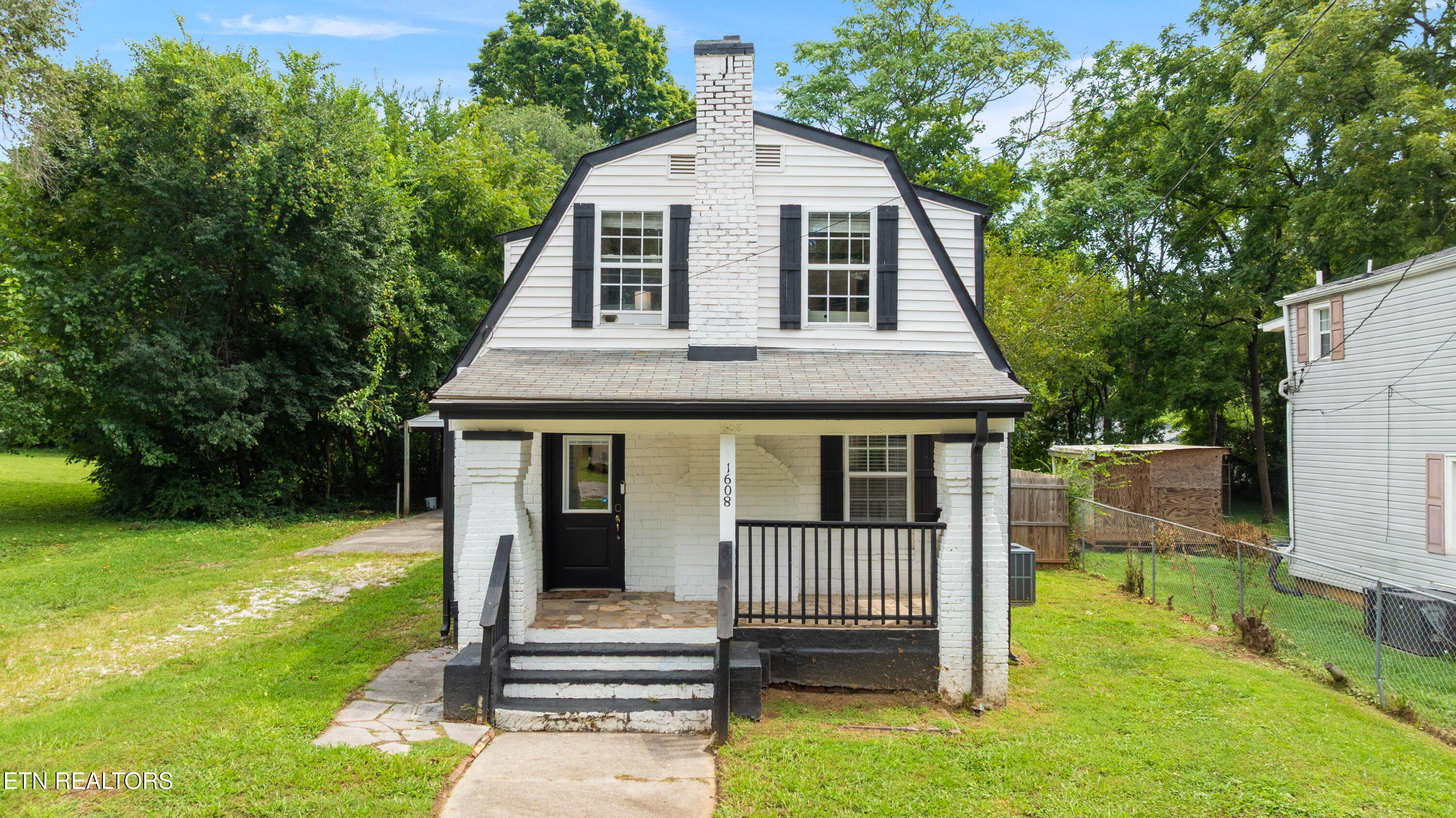 1608 Wilder Place