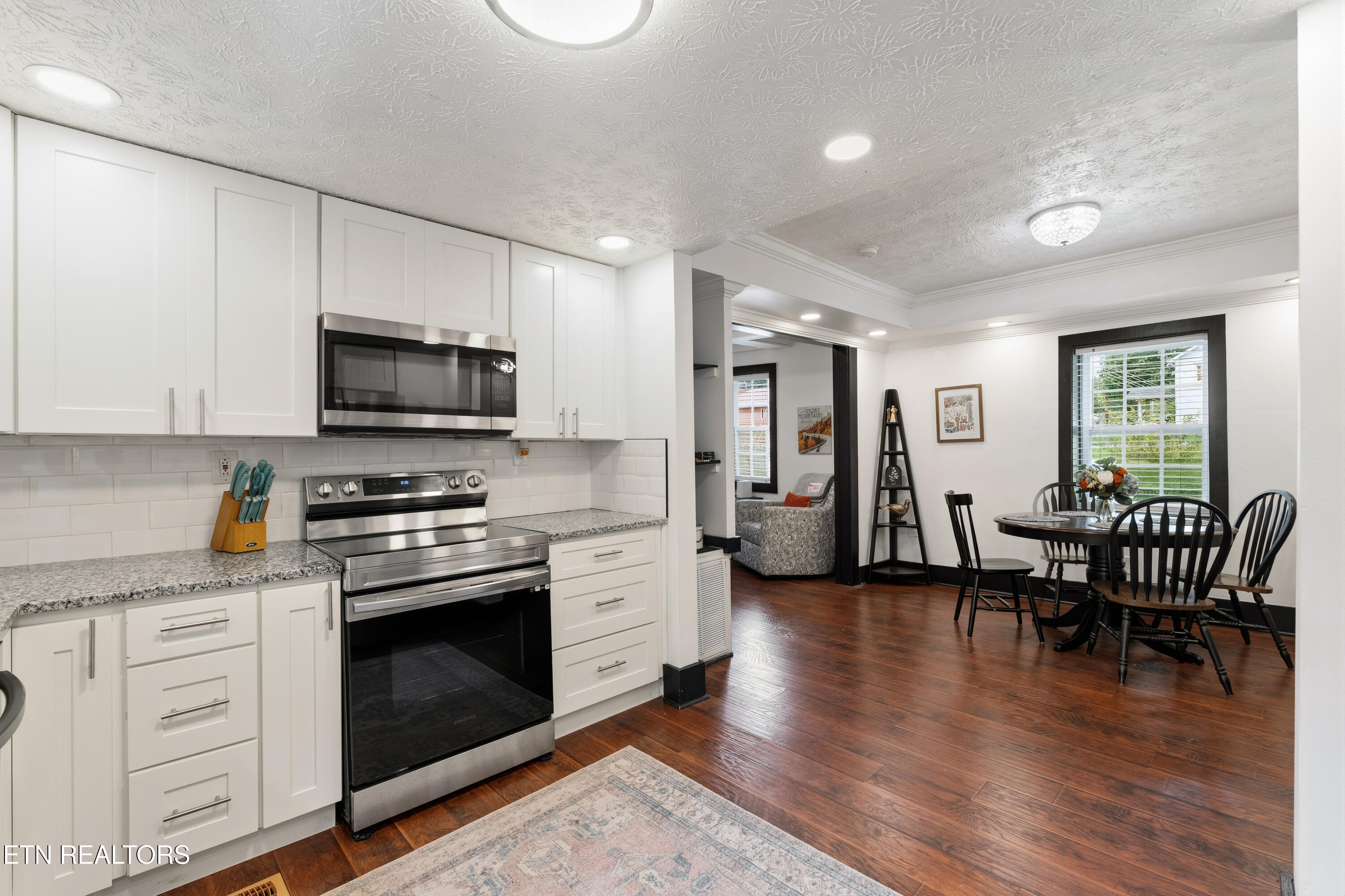 1608 Wilder Place