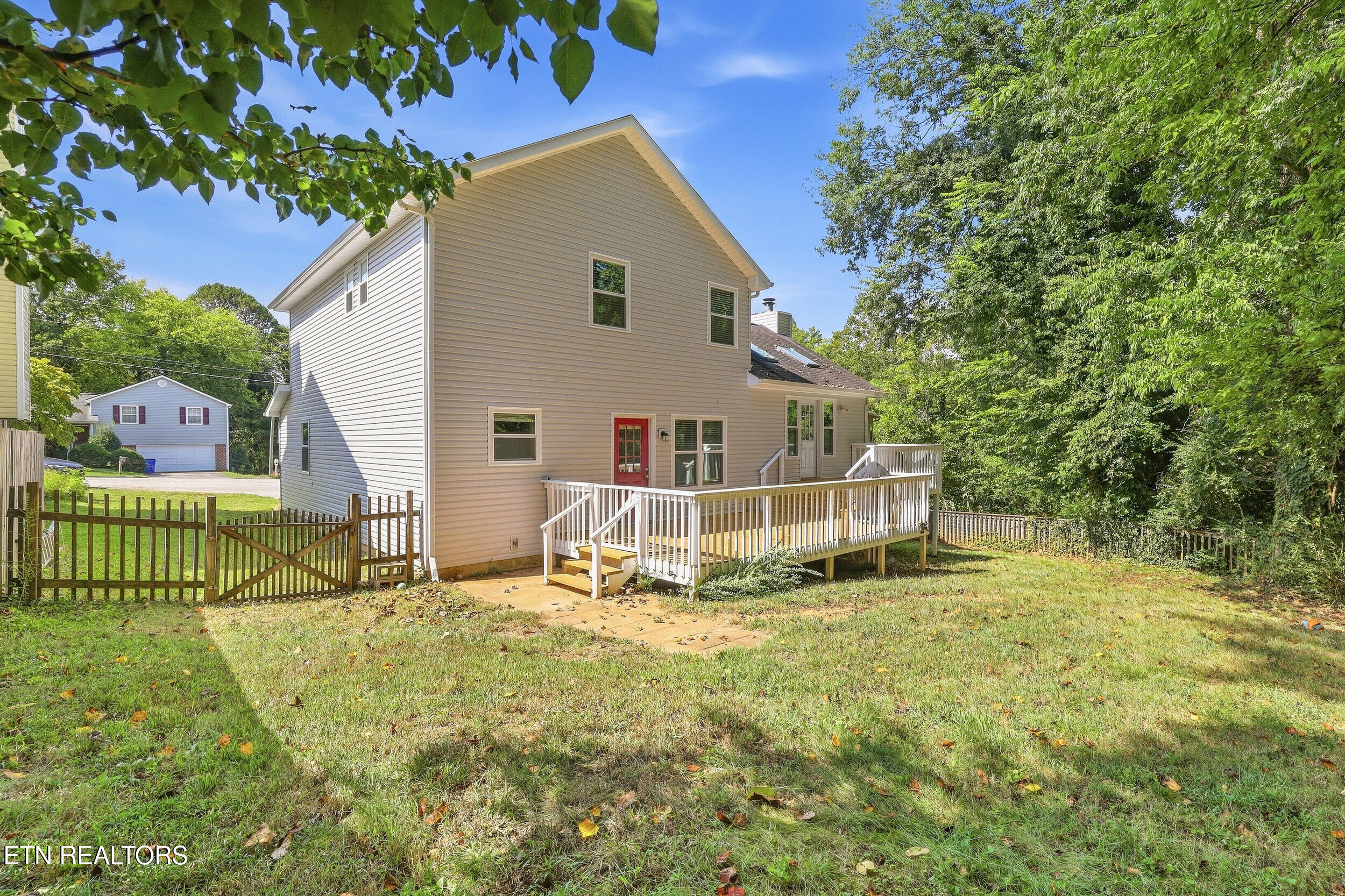 1304 Woodridge Drive